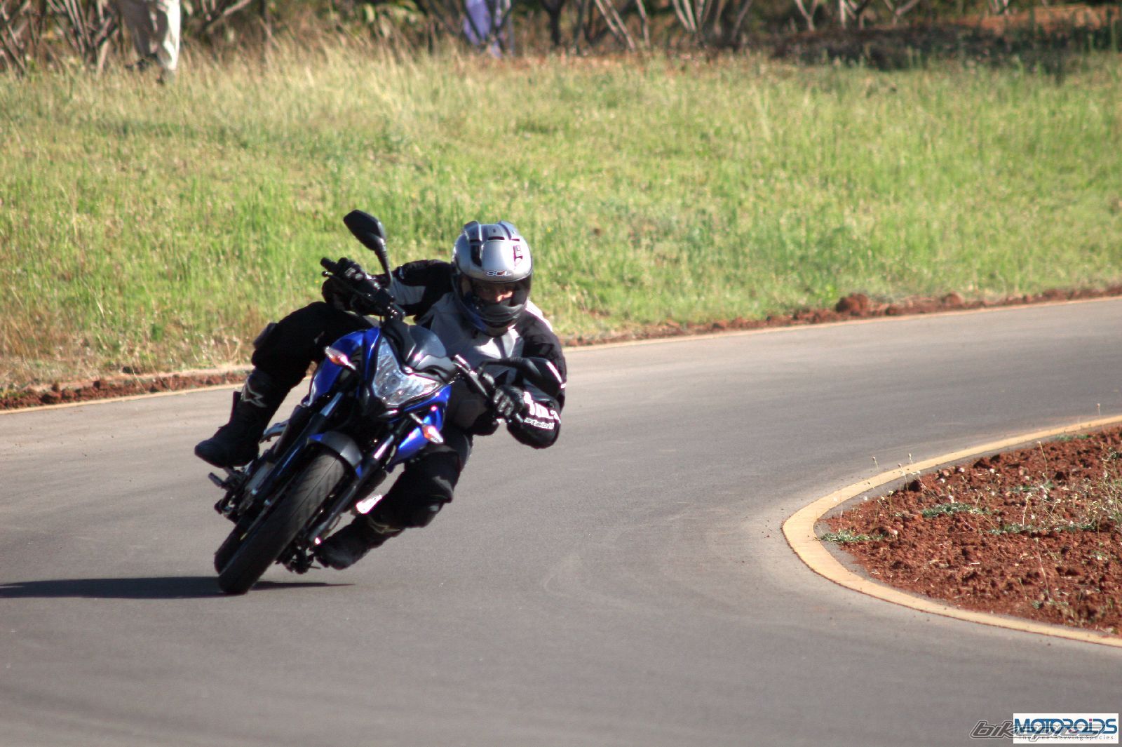 2012 BAJAJ PULSAR 200 NS | Picture 2346188 motorcycle photo