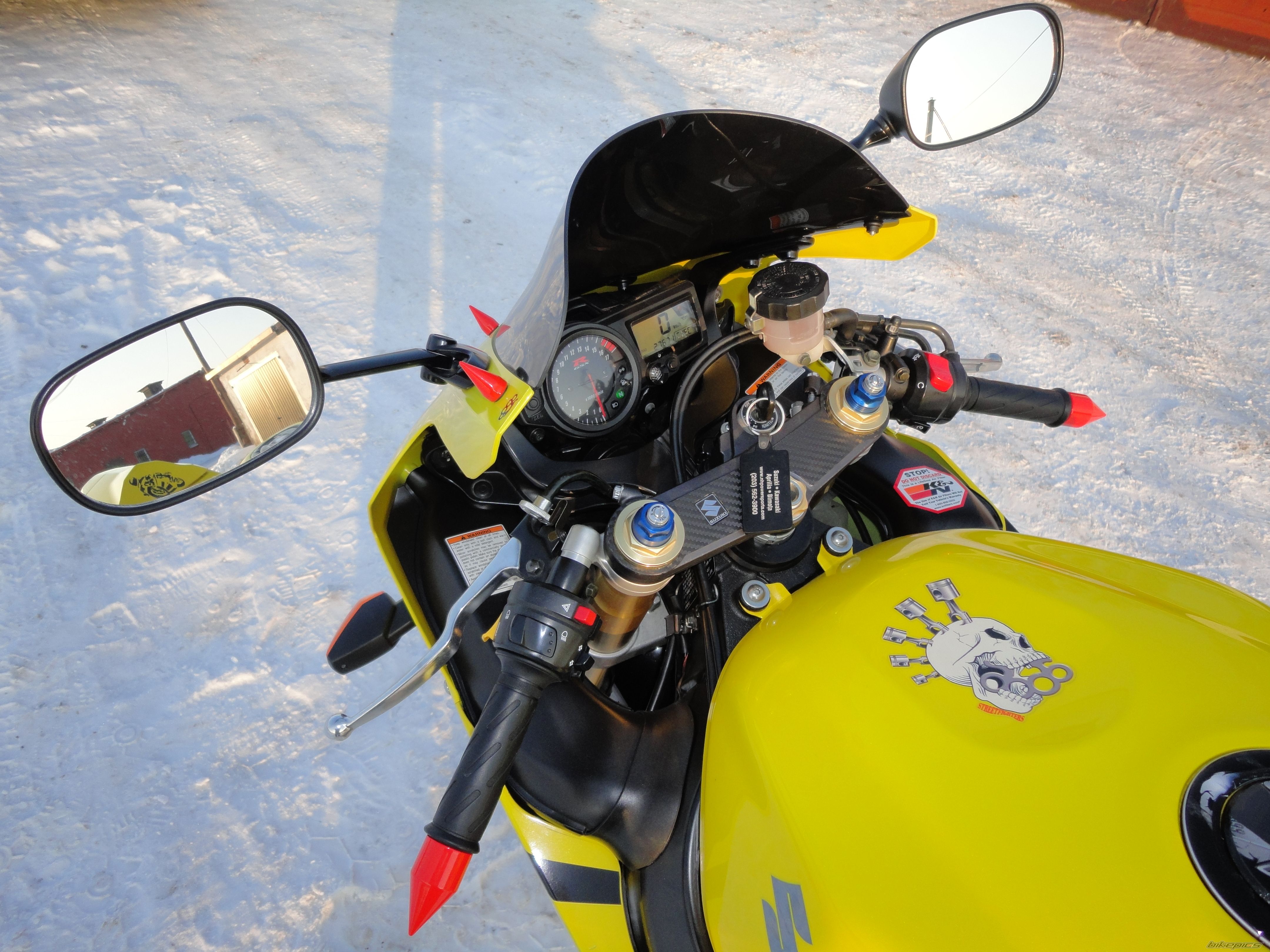 2004 SUZUKI GSX R 600 | Picture 2346845 motorcycle photo