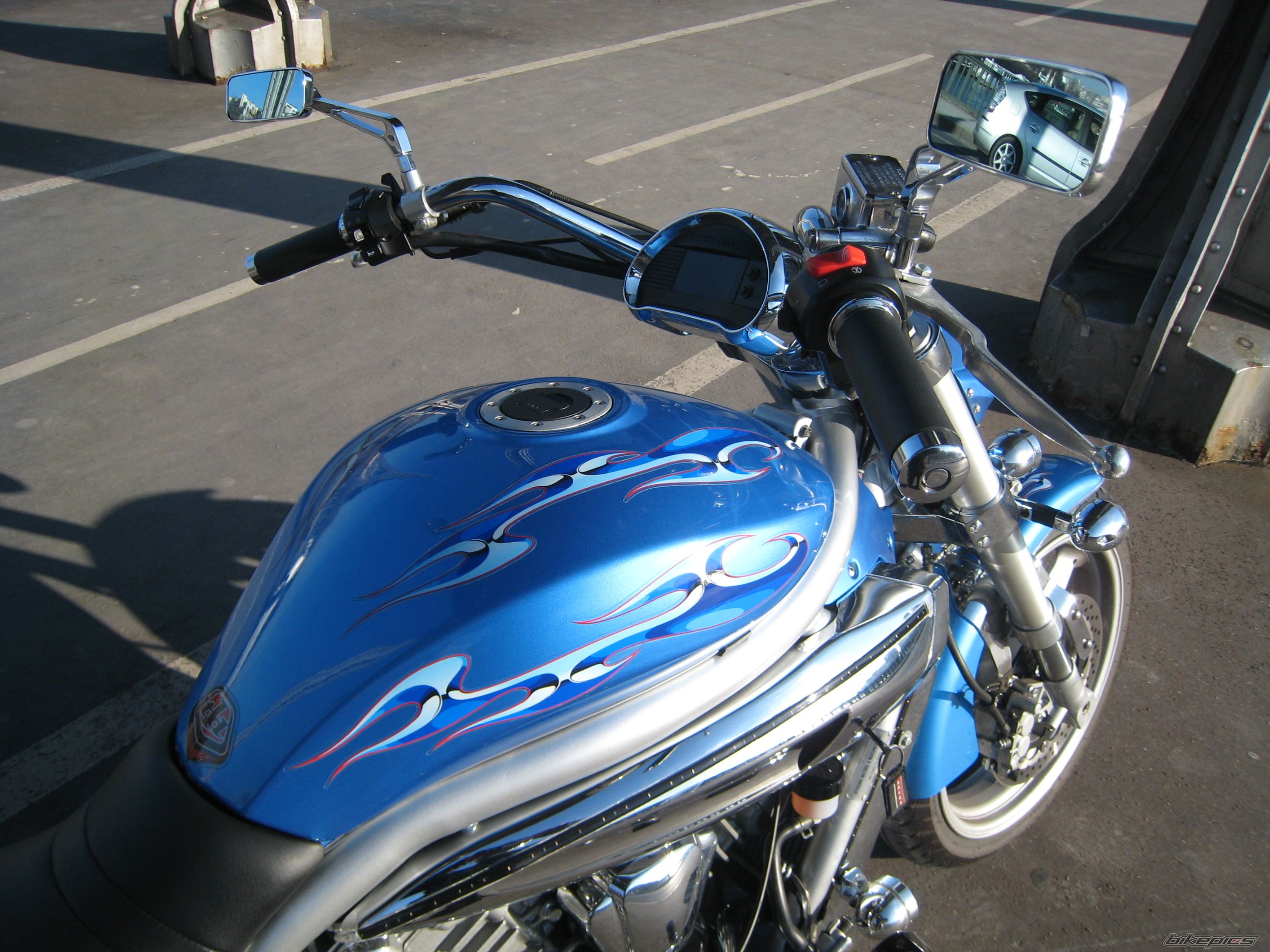 2011 HYOSUNG GV 650 AQUILIA | Picture 2347729 motorcycle photo