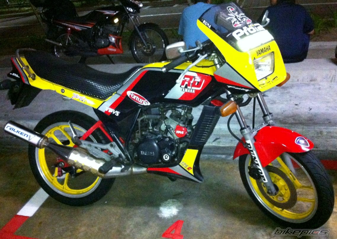 1986 YAMAHA RD 125 | Picture 2348425 motorcycle photo