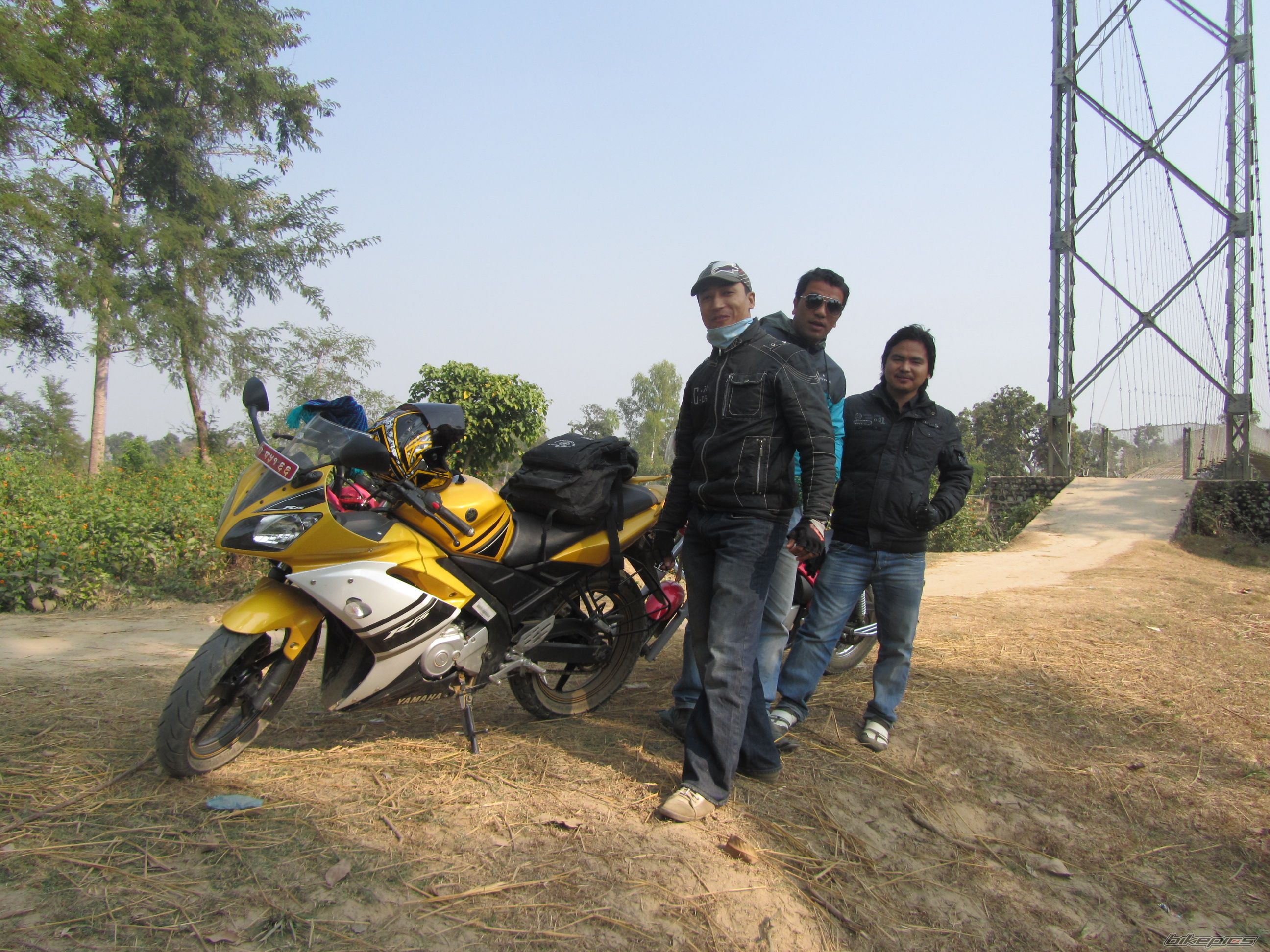 2012 YAMAHA R15 | Picture 2348863 motorcycle photo