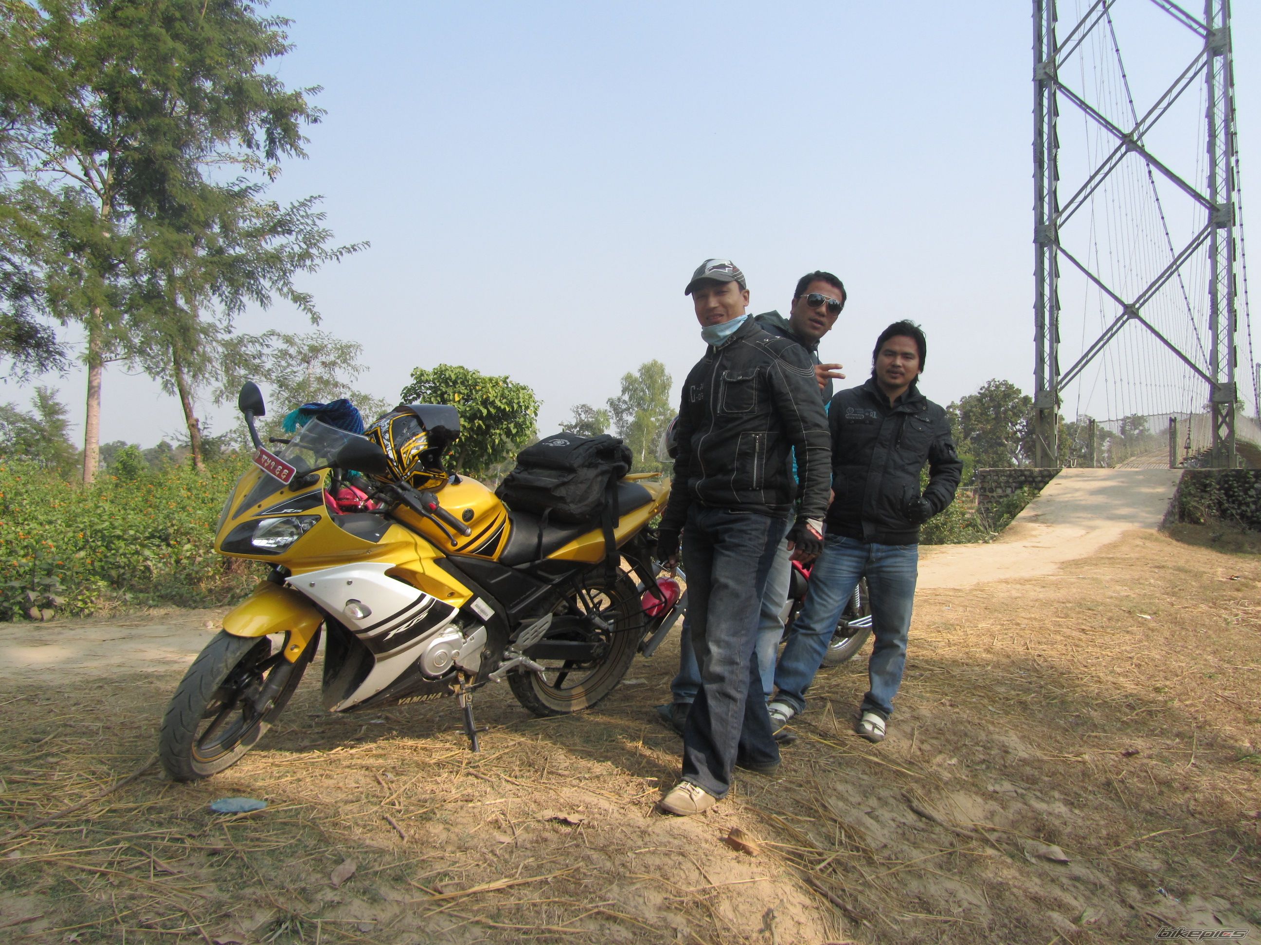2012 YAMAHA R15 | Picture 2348864 motorcycle photo