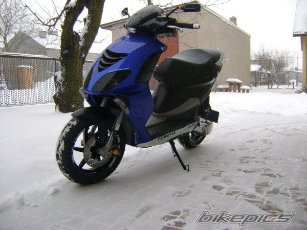 2005 PIAGGIO NRG | Picture 2349818 motorcycle photo