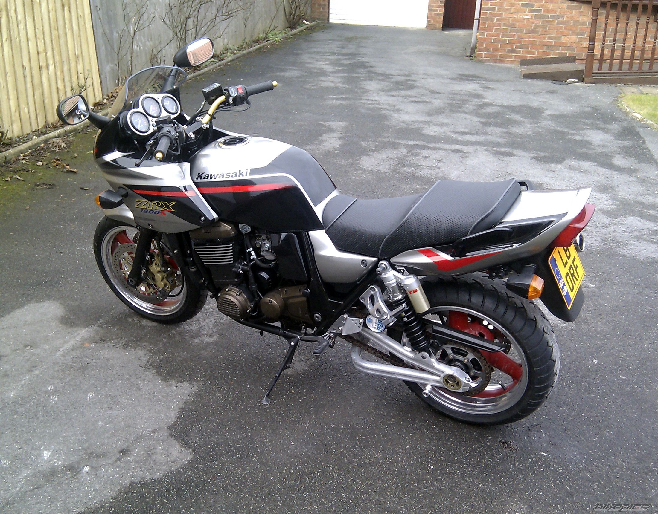 2001 KAWASAKI ZRX 1200S | Picture 2351609 motorcycle photo