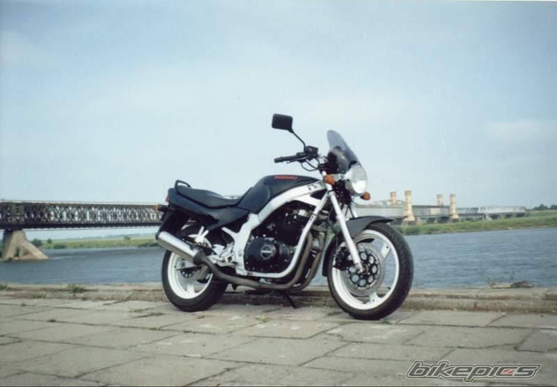 1995 SUZUKI GS 500 | Picture 23518 motorcycle photo