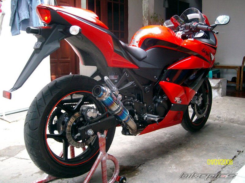2011 KAWASAKI NINJA 250R | Picture 2352795 motorcycle photo