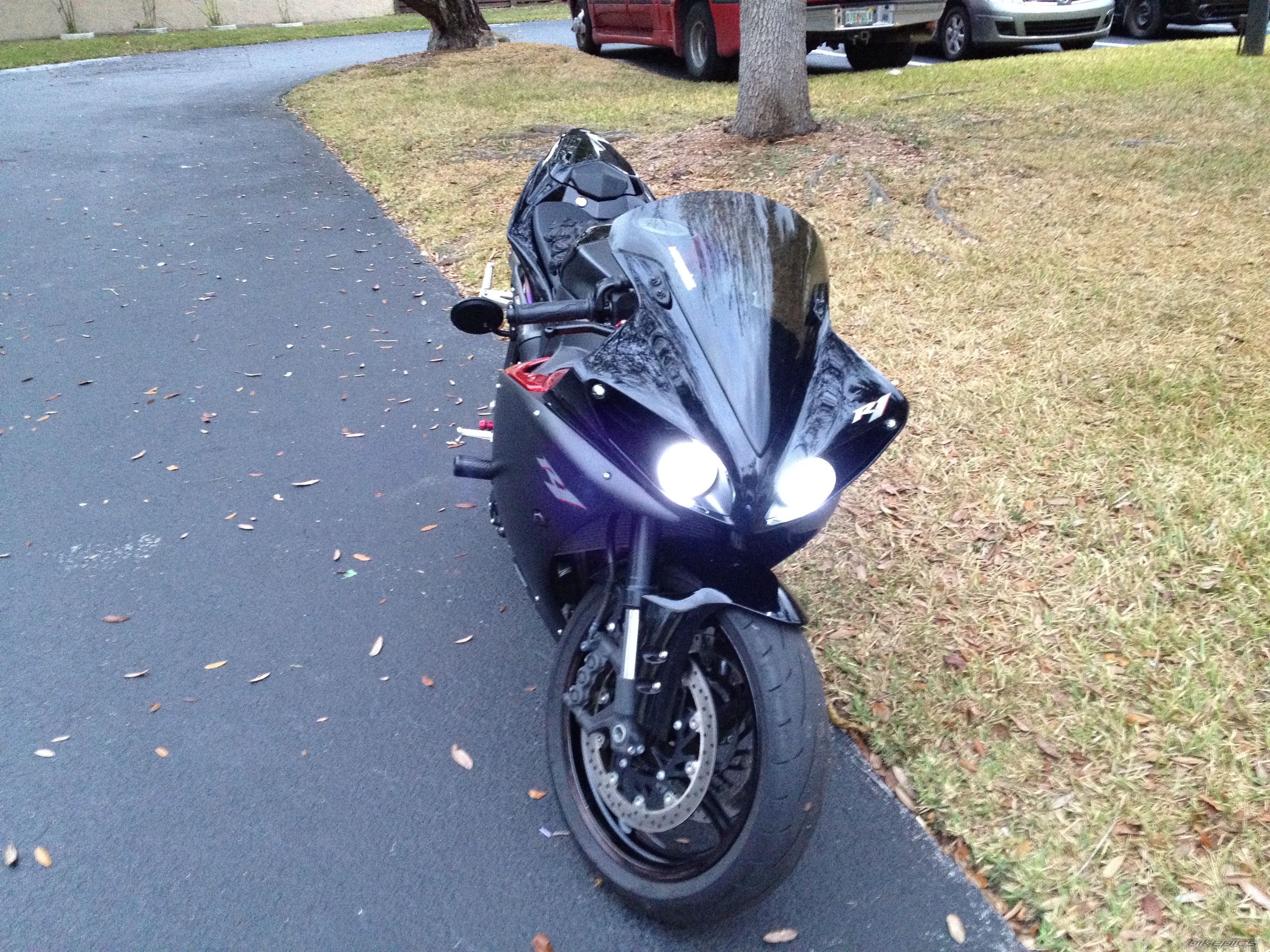 2009 YAMAHA YZF R1 | Picture 2352995 motorcycle photo