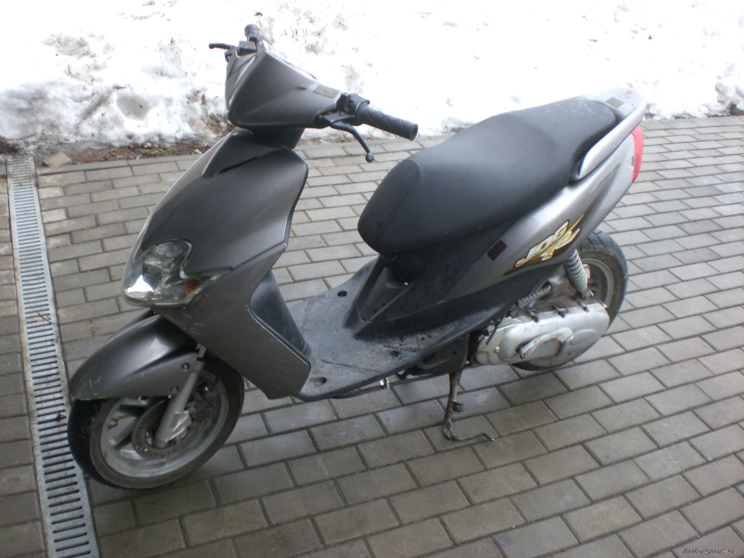 2006 YAMAHA JOG R CS 50 | Picture 2353434 motorcycle photo