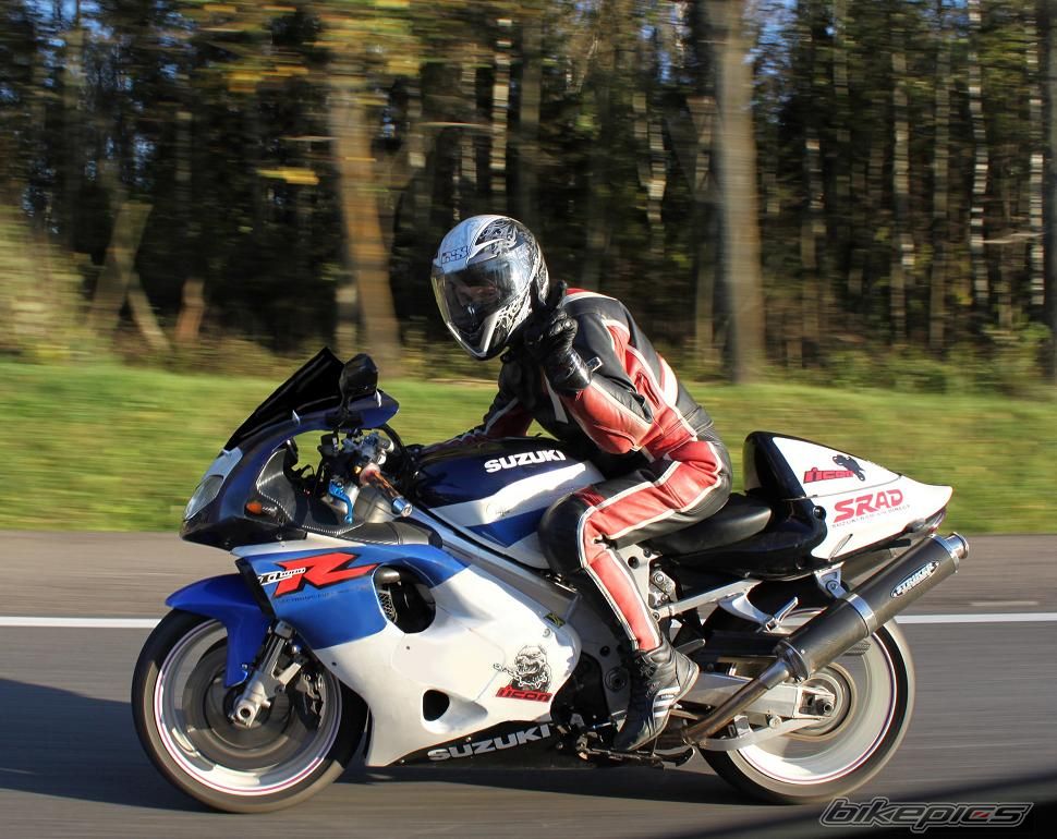 2001 SUZUKI GSX R 1000 | Picture 2353458 motorcycle photo