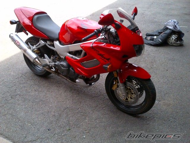 1998 HONDA VTR 1000 | Picture 2354750 motorcycle photo