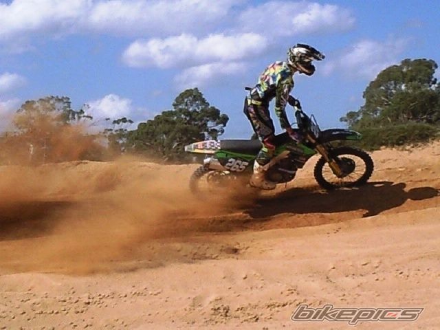 2011 KAWASAKI KX 250F | Picture 2356695 motorcycle photo