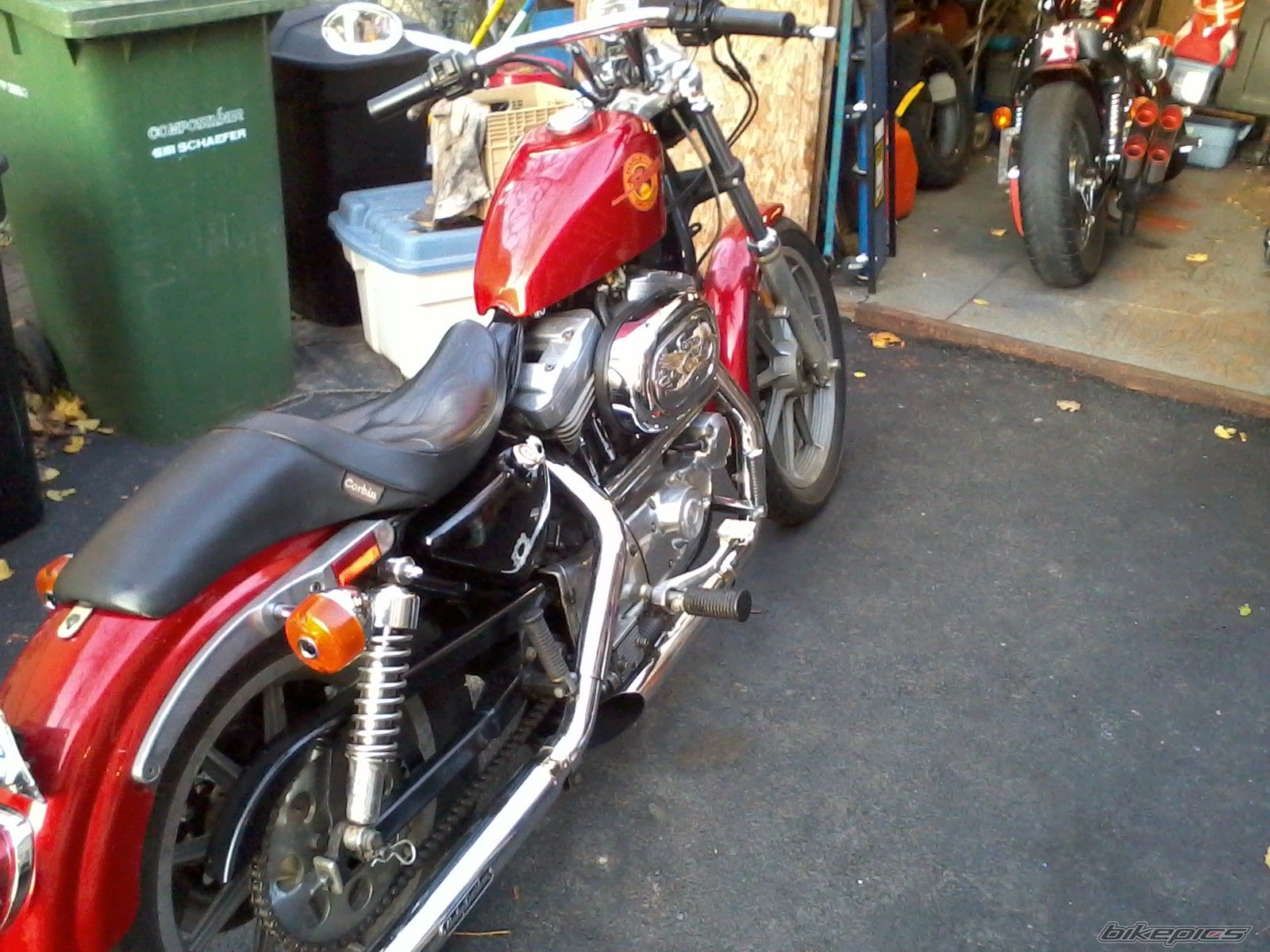 1990 HARLEY DAVIDSON XLH 883 HUGGER | Picture 2357885 motorcycle photo
