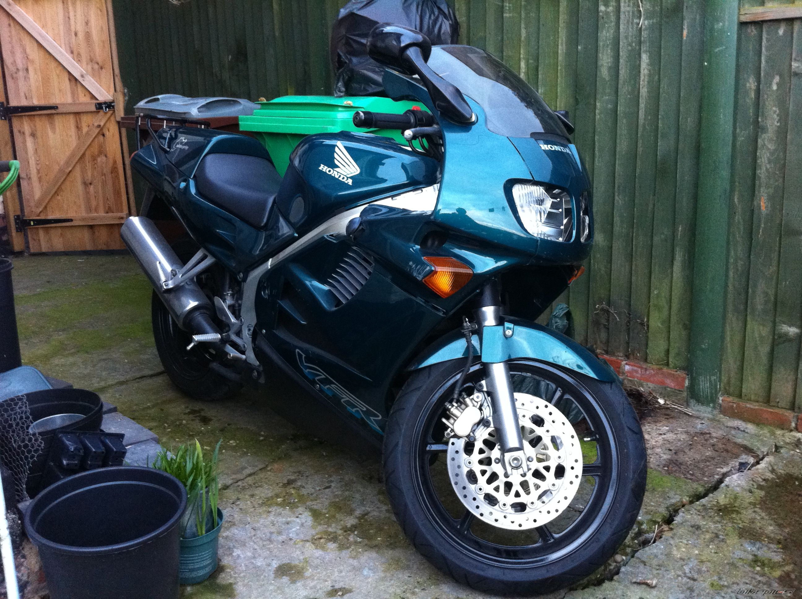 1997 HONDA VFR 750 | Picture 2359010 motorcycle photo