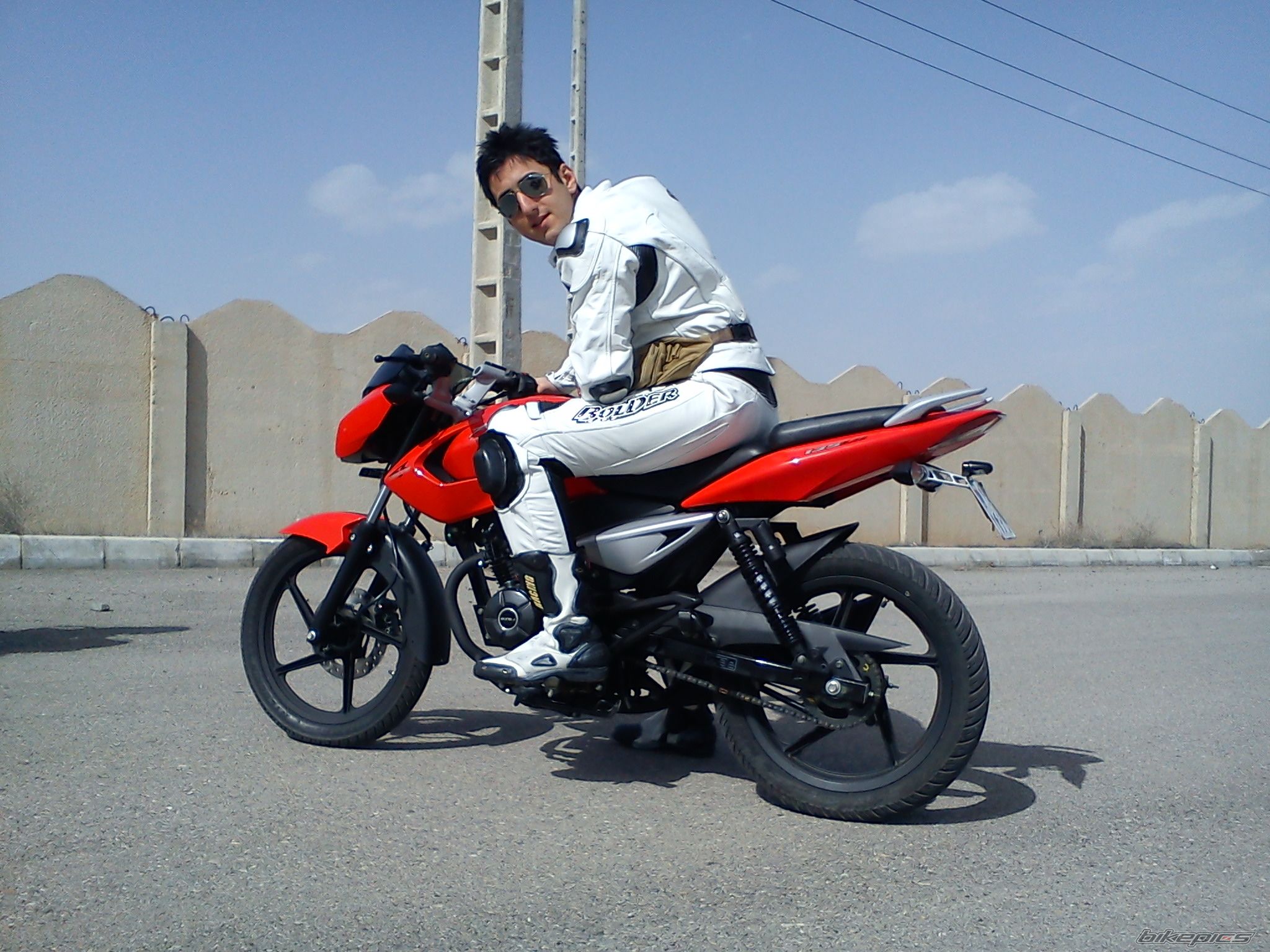 2012 BAJAJ PULSAR 135 LS | Picture 2359279 motorcycle photo
