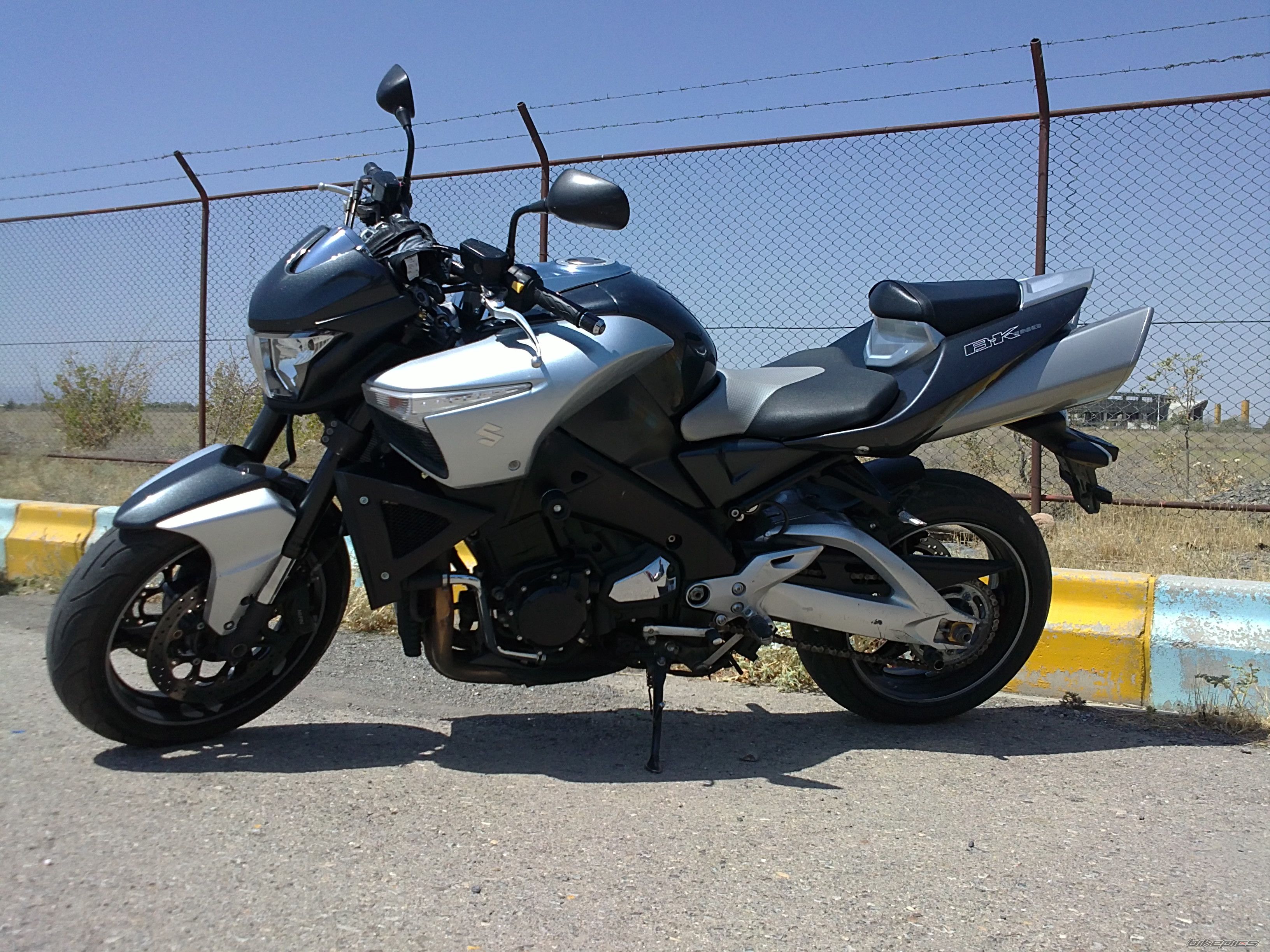2009 SUZUKI B KING | Picture 2360817 motorcycle photo