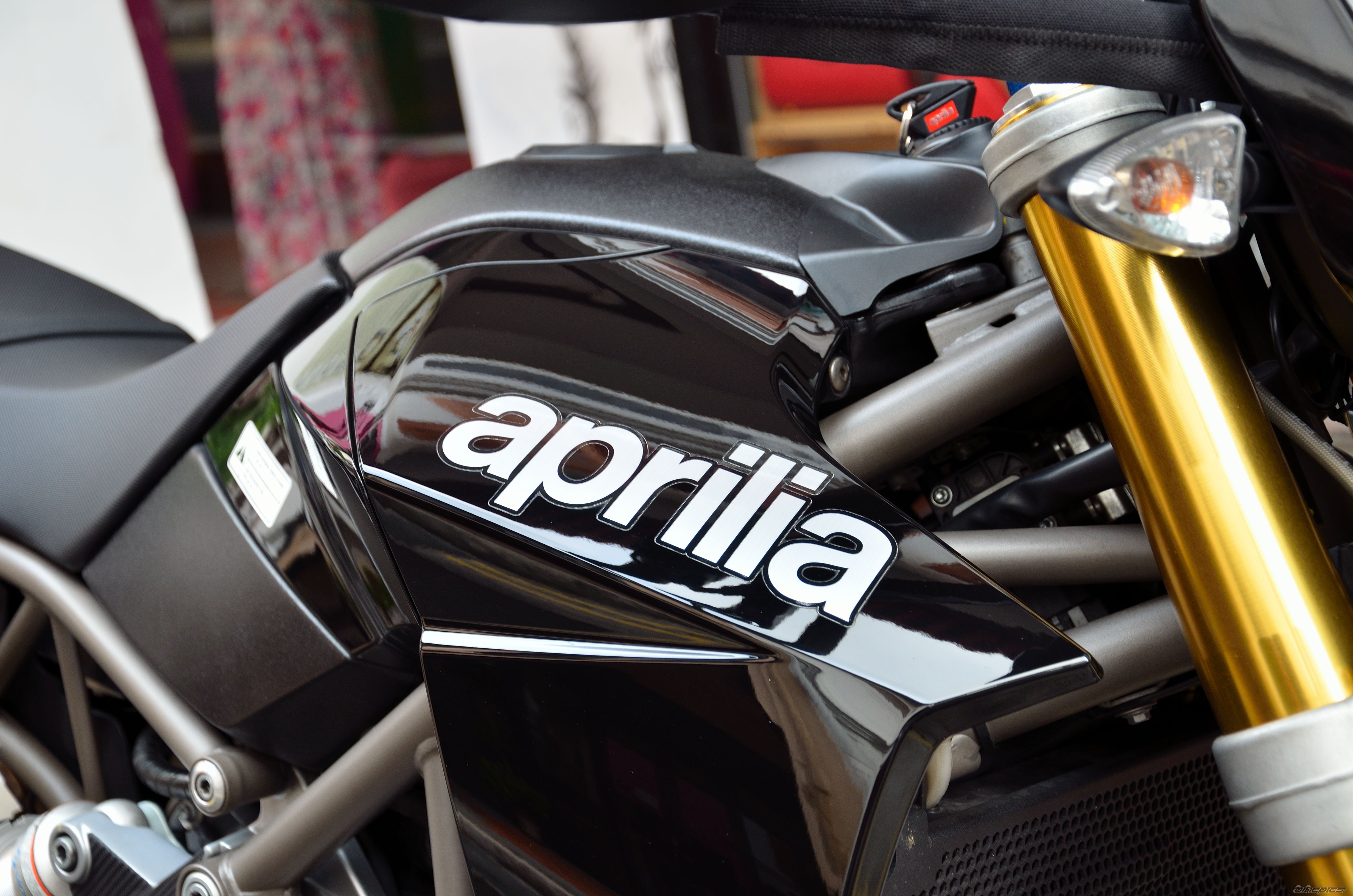 2012 APRILIA DORSODURO | Picture 2360983 motorcycle photo