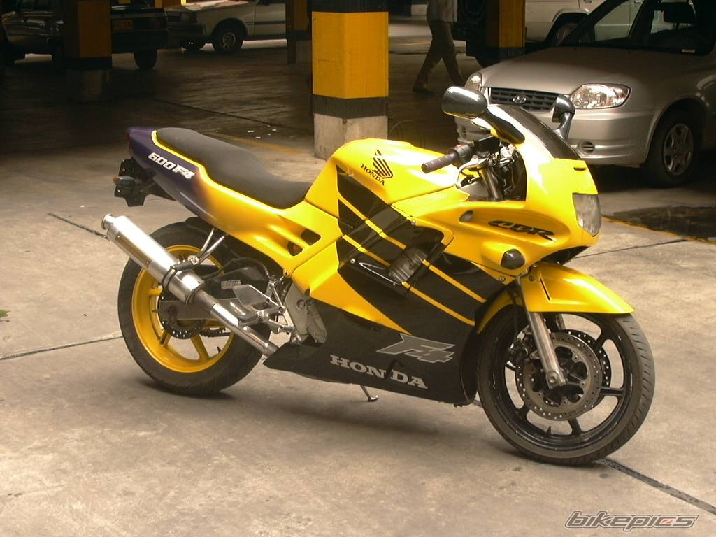 1993 HONDA CBR 600 | Picture 236170 motorcycle photo