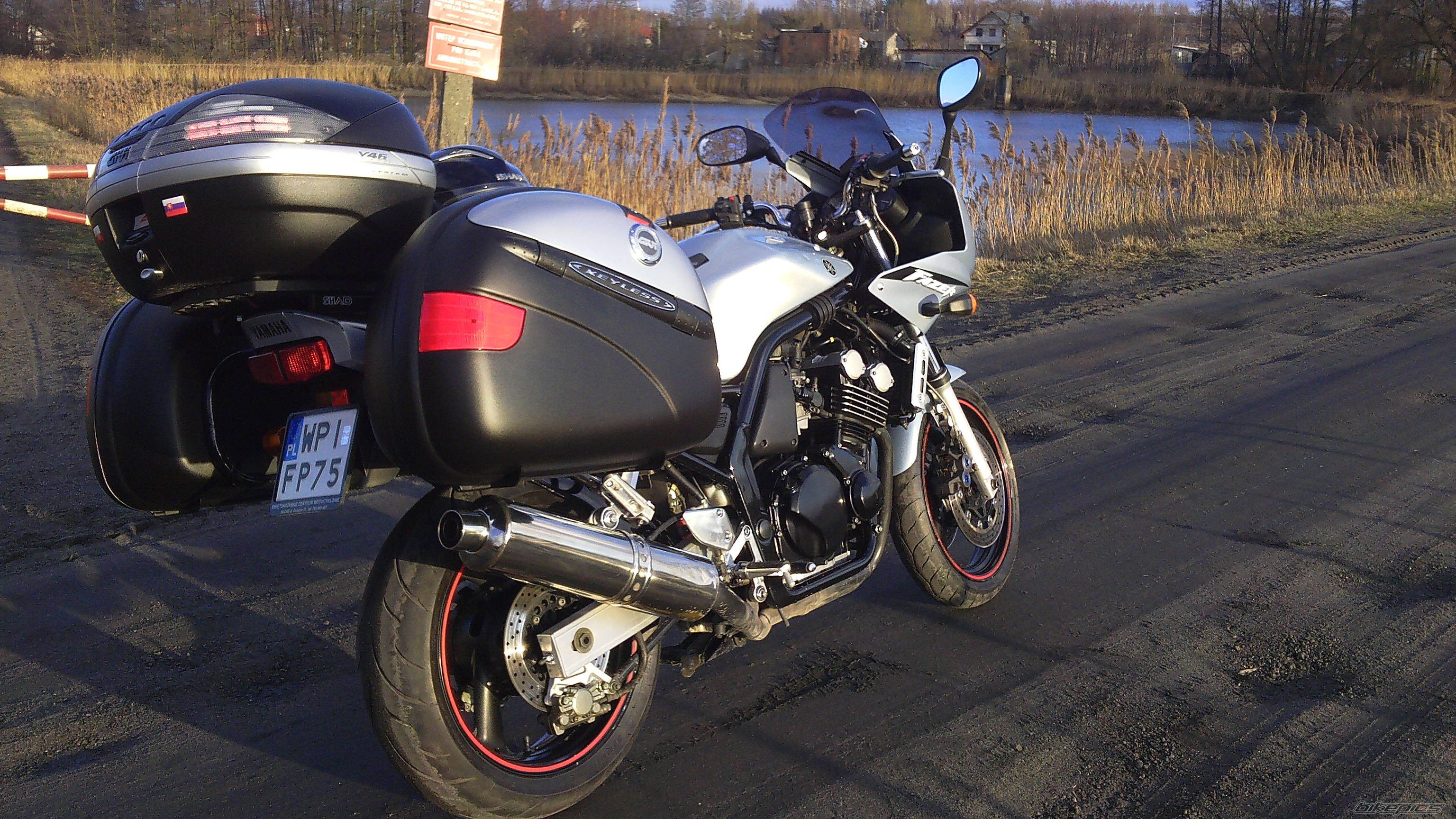 2003 YAMAHA FZS 600 FAZER | Picture 2364498 motorcycle photo