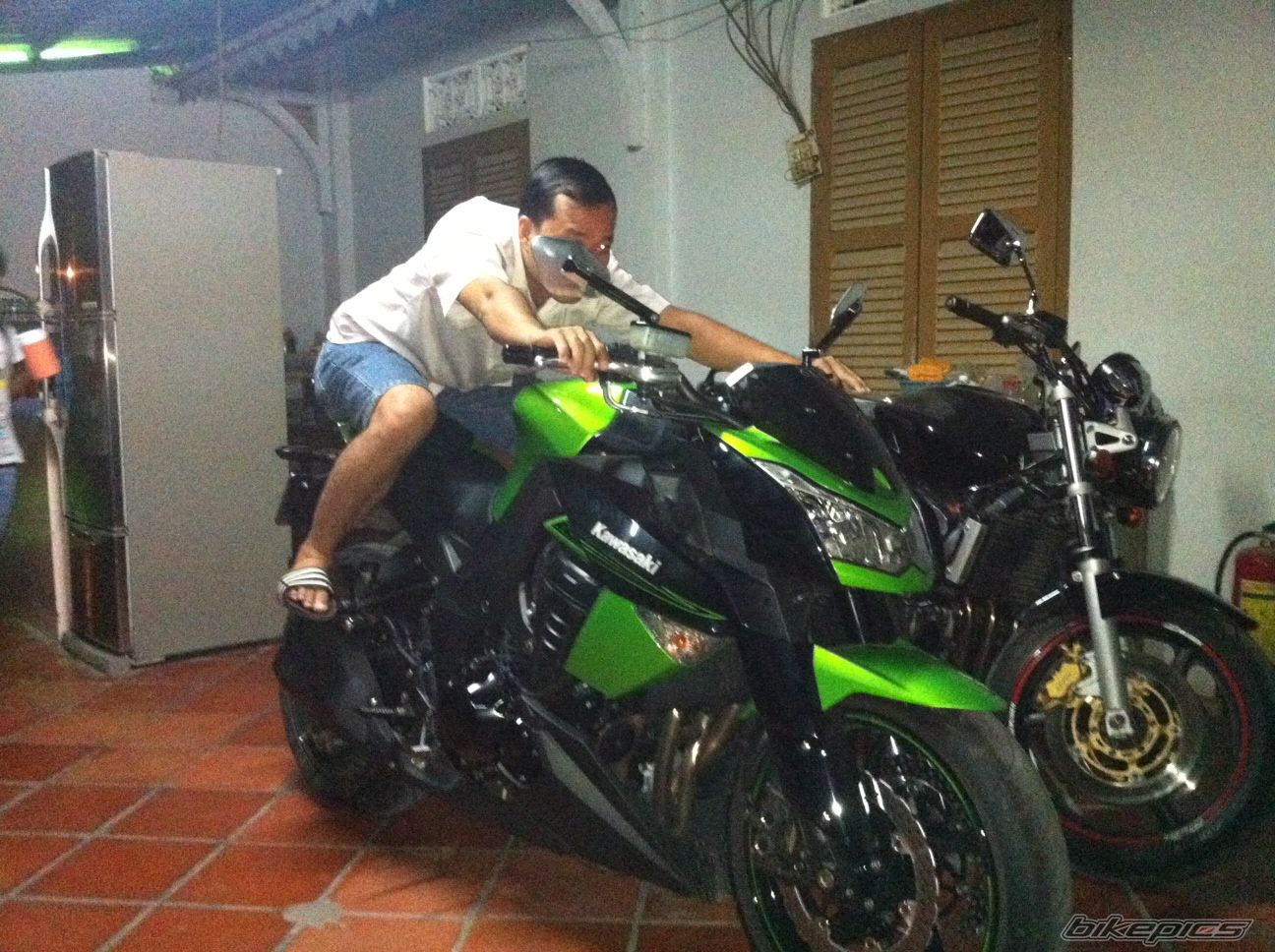 2011 KAWASAKI Z1000 | Picture 2365688 motorcycle photo