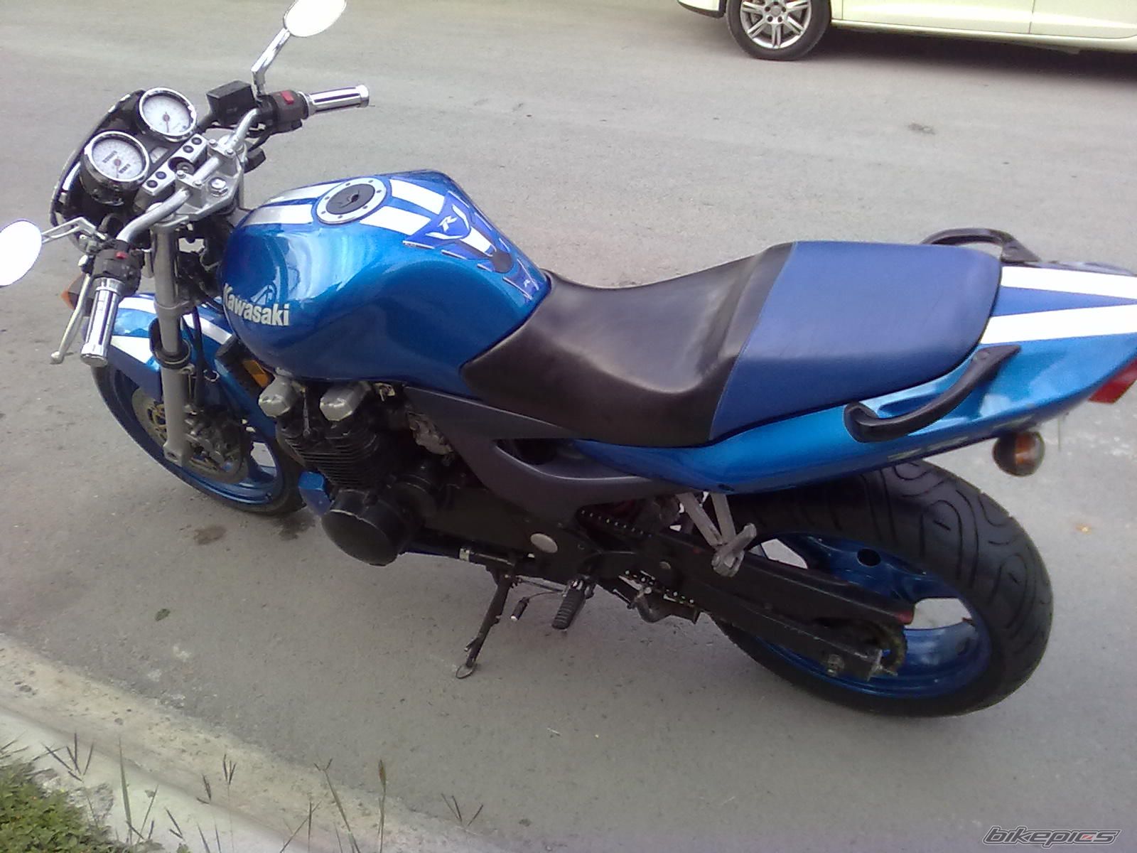 2000 KAWASAKI ZR 7 | Picture 2366160 motorcycle photo
