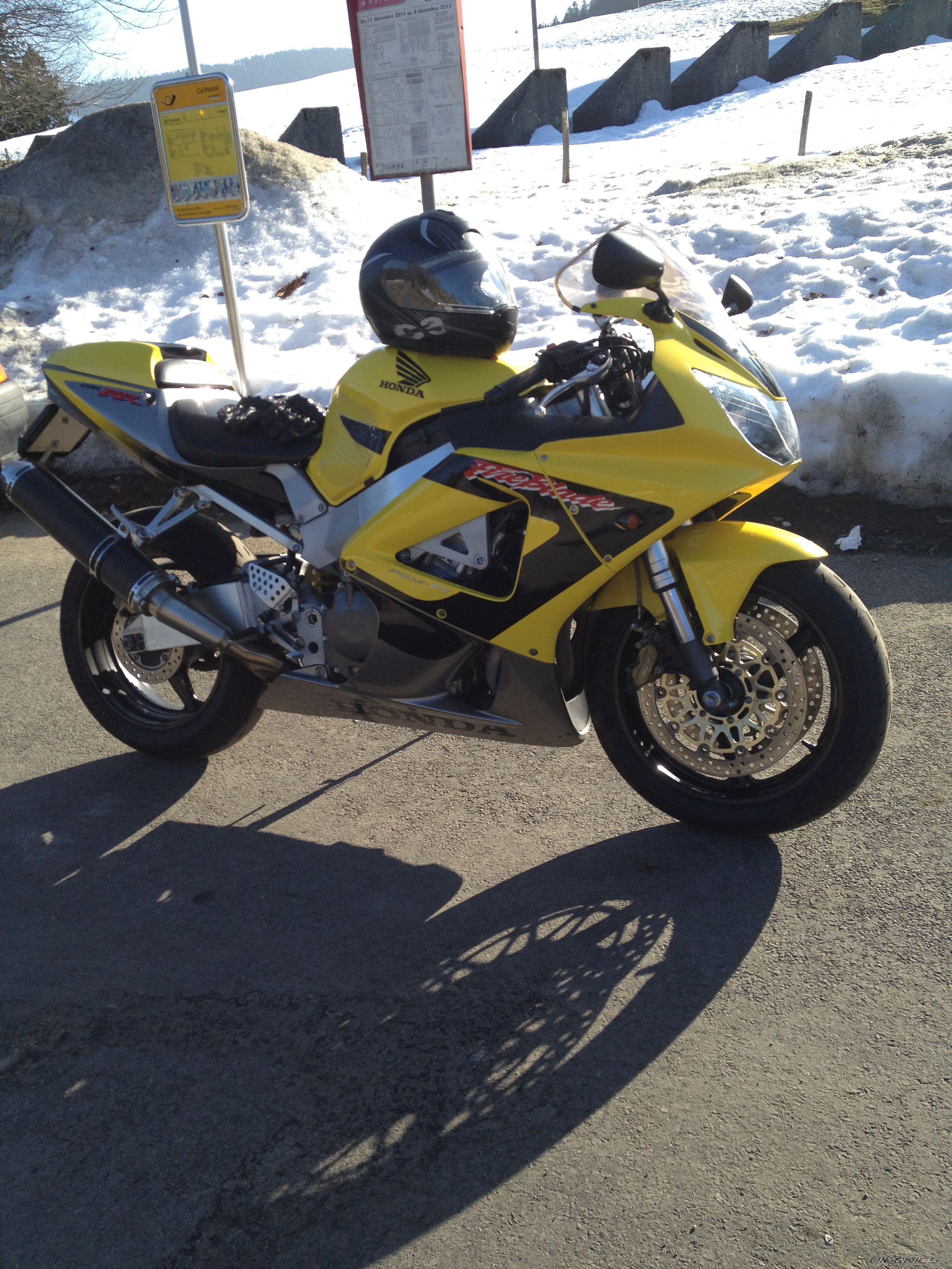 2002 HONDA CBR 900 | Picture 2366783 motorcycle photo