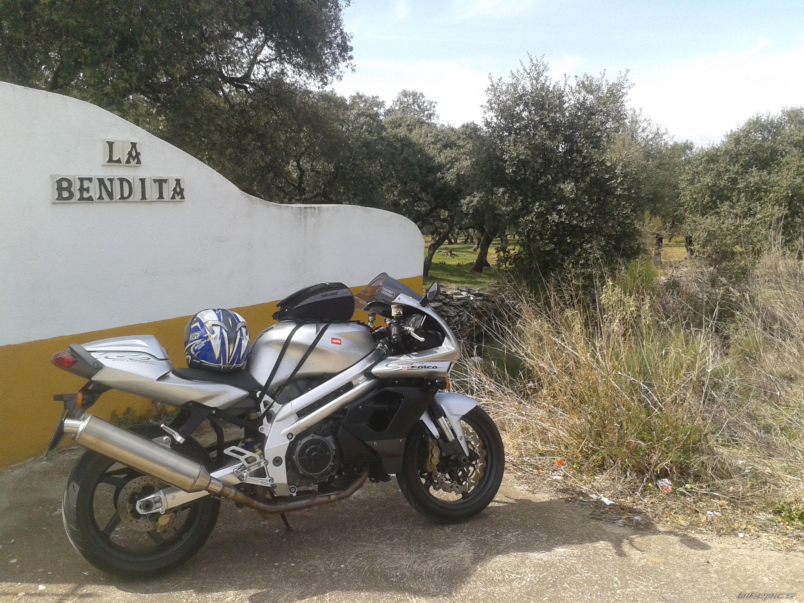 2002 APRILIA SL1000 | Picture 2367302 motorcycle photo