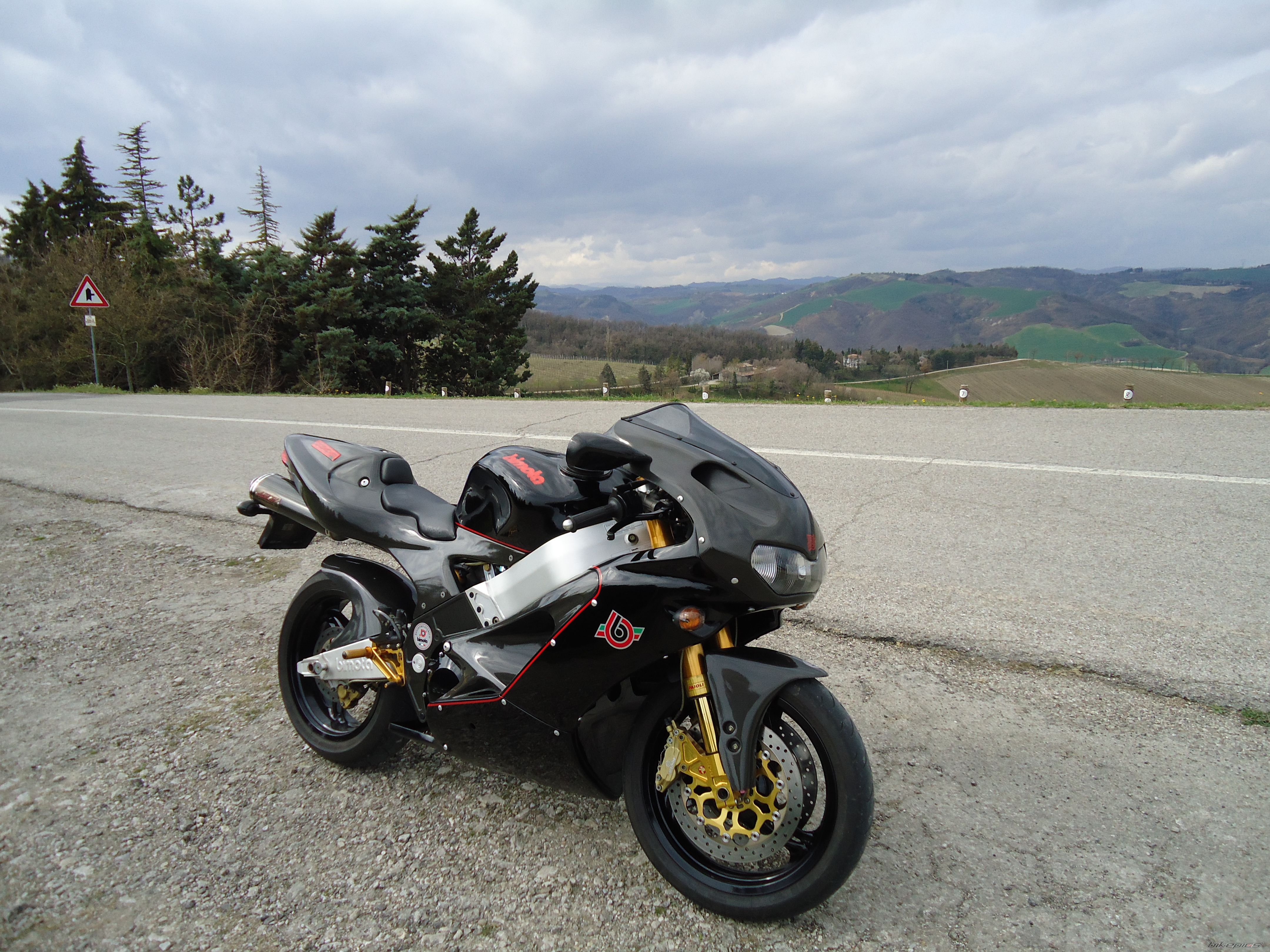 1999 BIMOTA SB8R | Picture 2367593 motorcycle photo