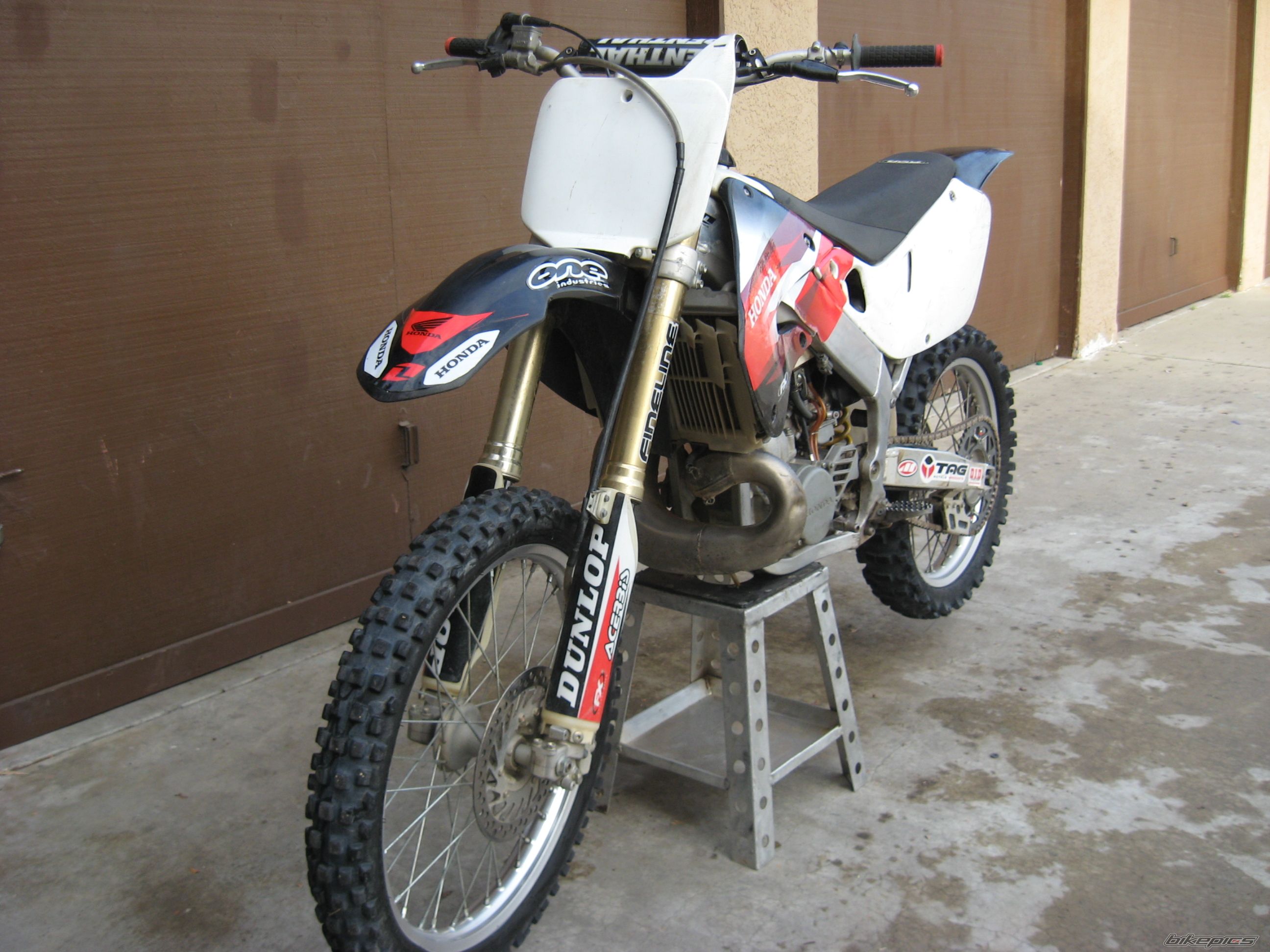 1997 HONDA CR 250 | Picture 2368681 motorcycle photo