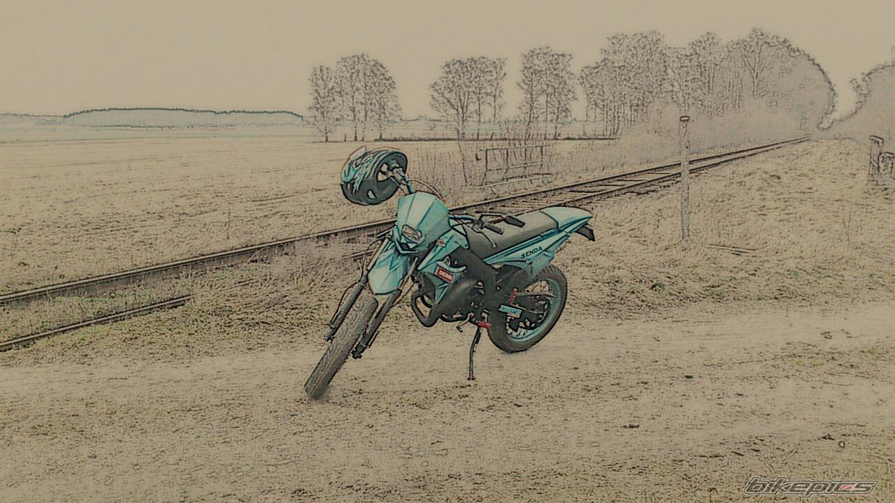2004 DERBI SENDA SM 50 | Picture 2369840 motorcycle photo