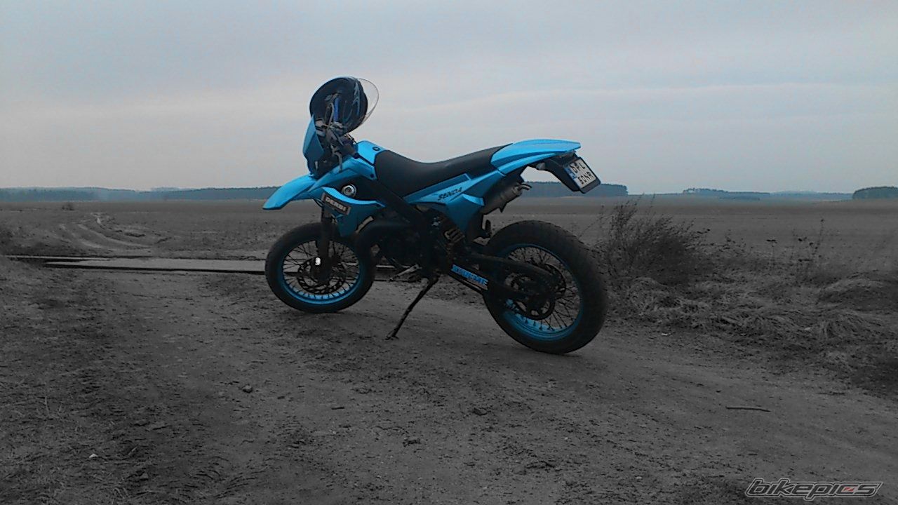 2004 DERBI SENDA SM 50 | Picture 2369842 motorcycle photo