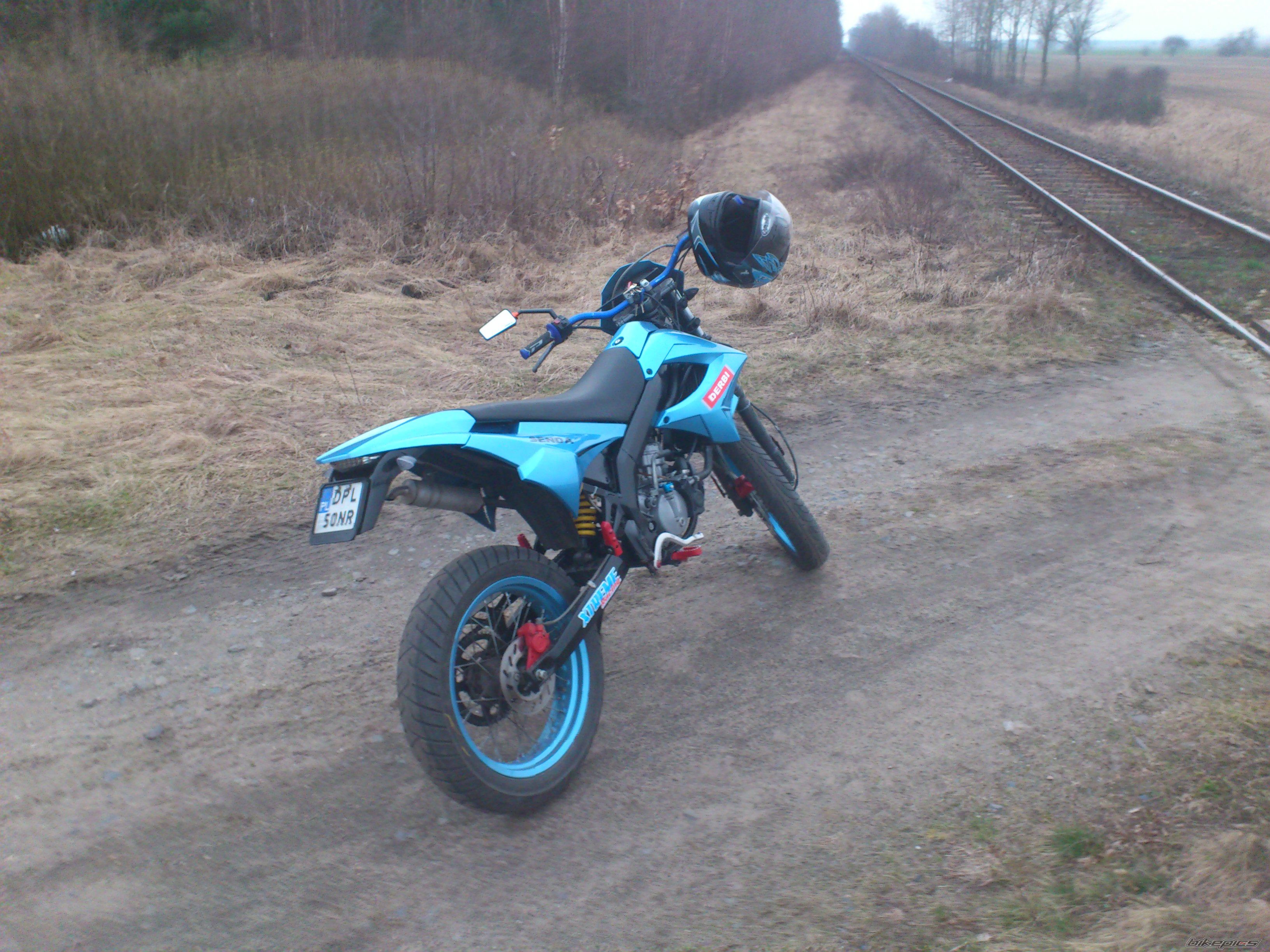 2004 DERBI SENDA SM 50 | Picture 2369848 motorcycle photo