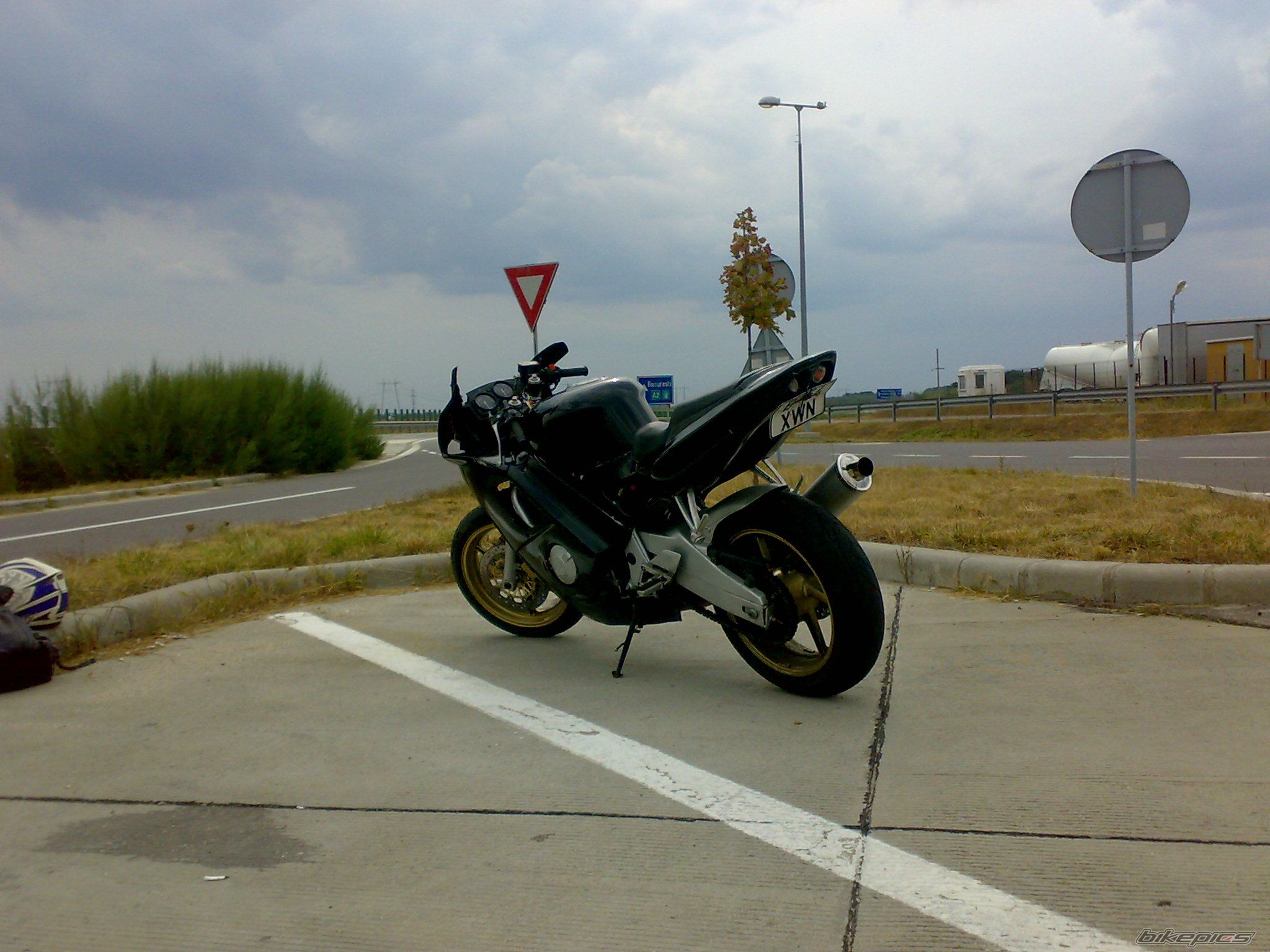 1997 HONDA CBR 600 | Picture 2370046 motorcycle photo