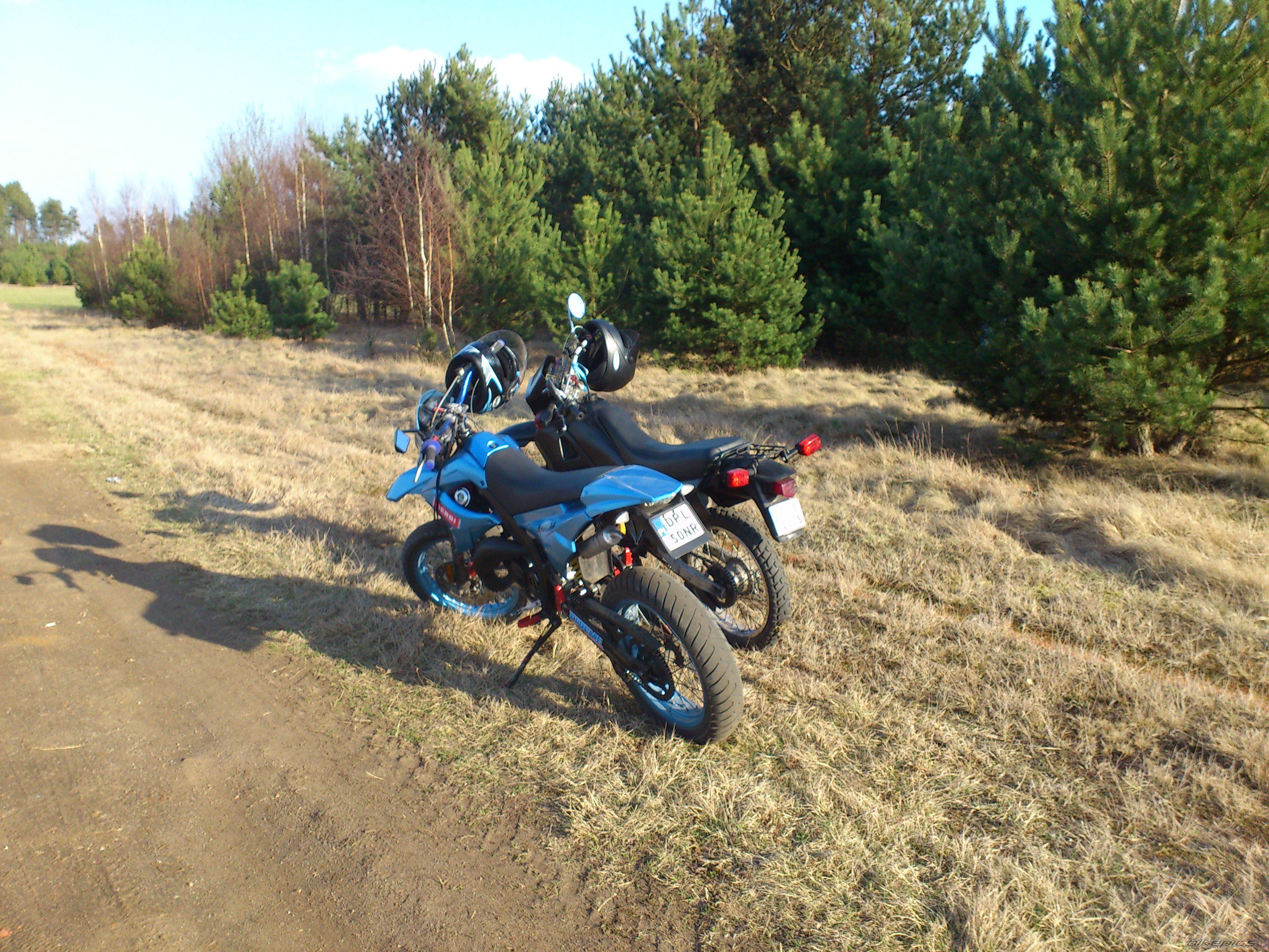2004 DERBI SENDA SM 50 | Picture 2370850 motorcycle photo