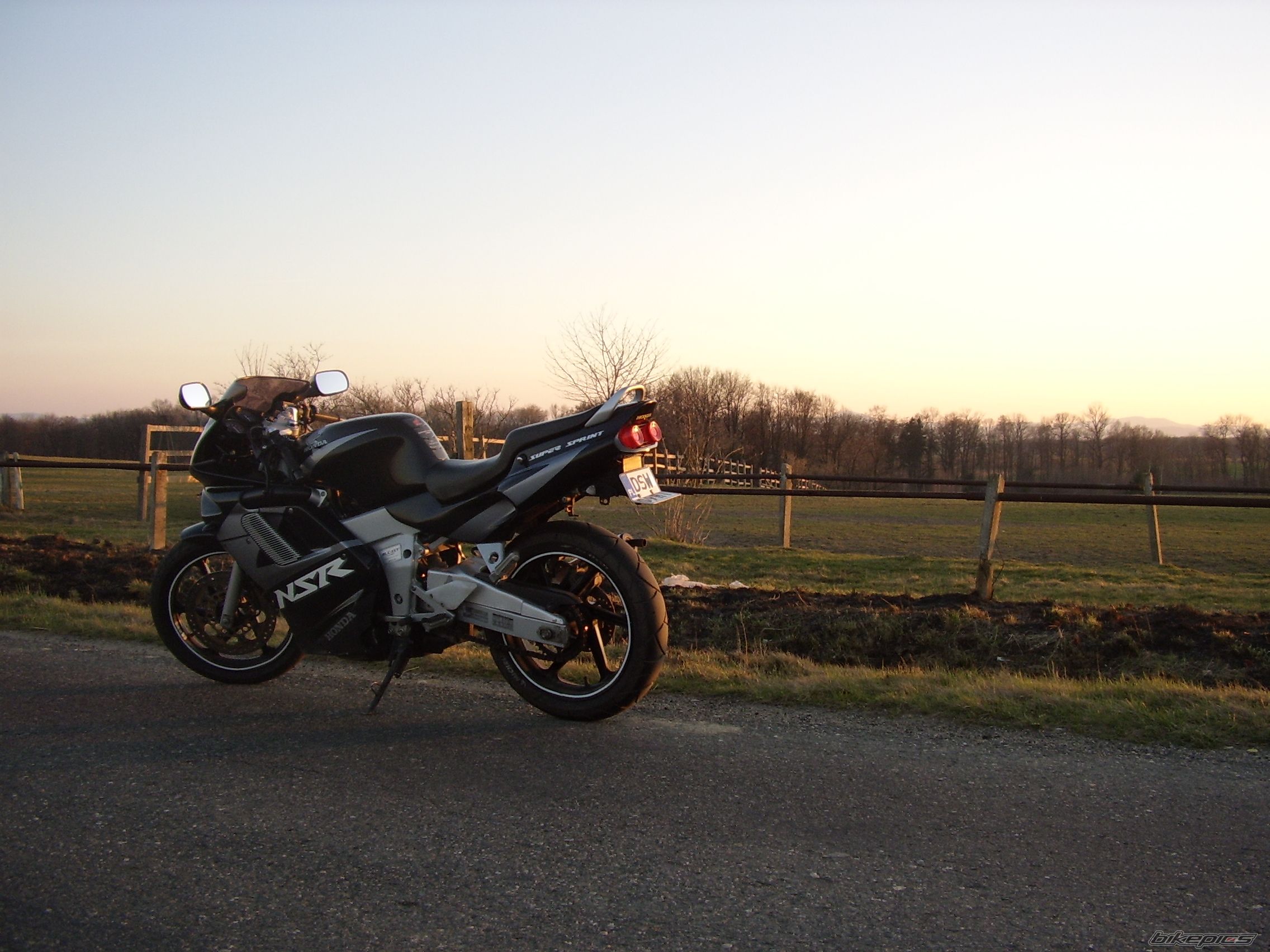 2002 HONDA NSR 125 | Picture 2371871 motorcycle photo
