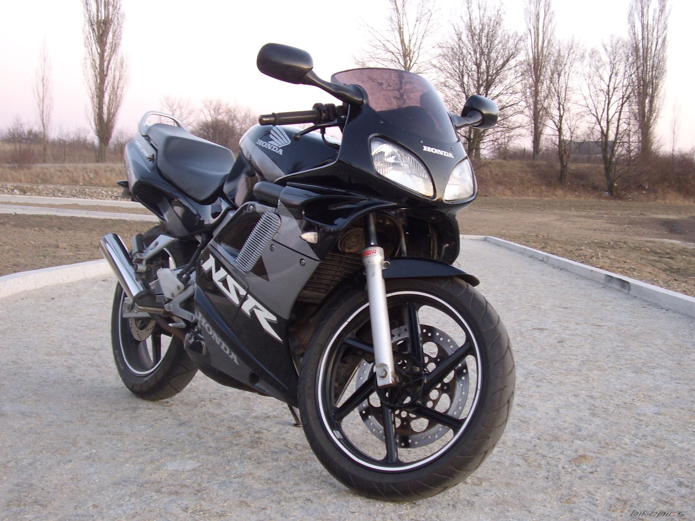 2002 HONDA NSR 125 | Picture 2371876 motorcycle photo