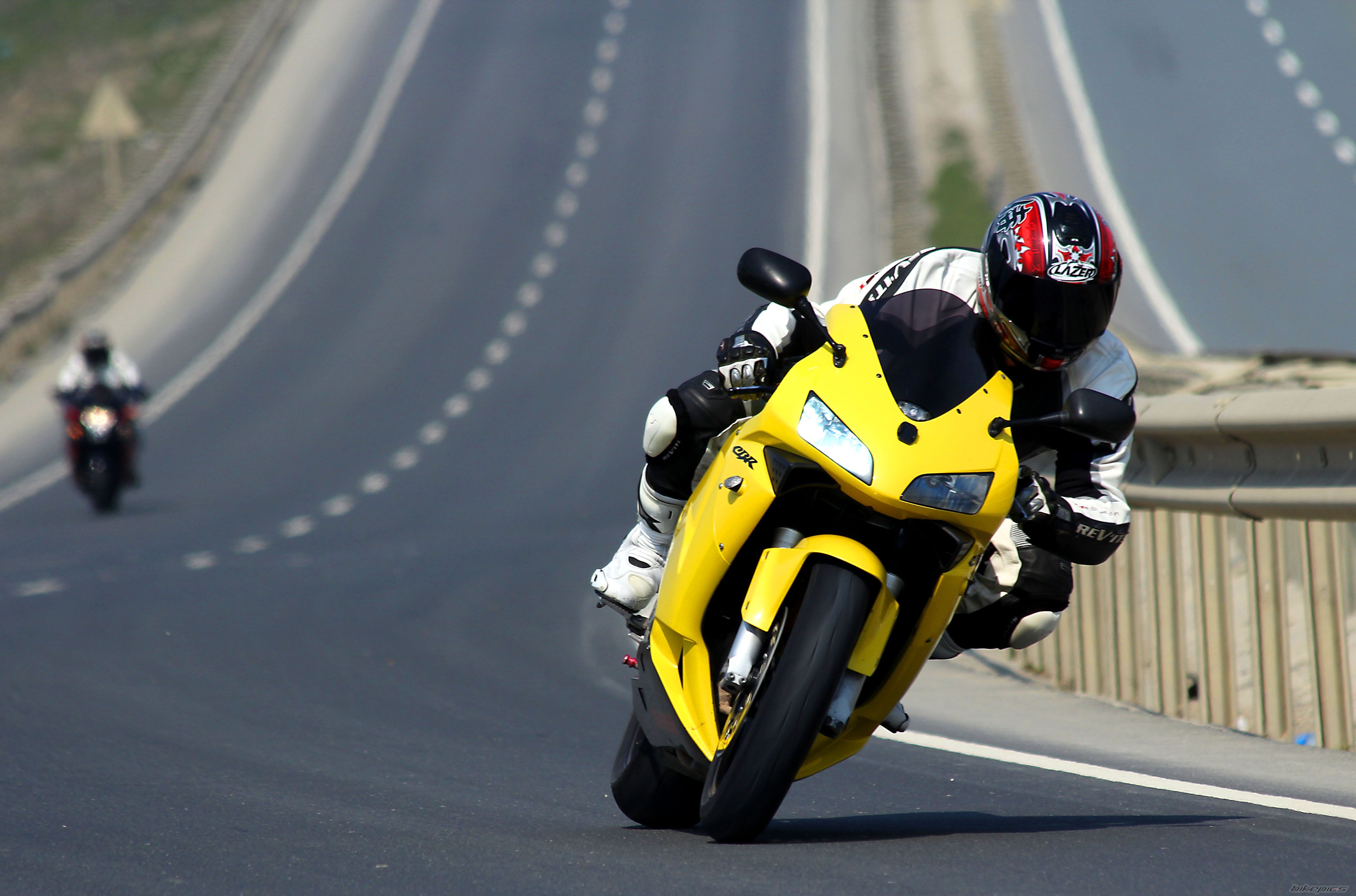 2372375 | Picture 2372375 motorcycle photo