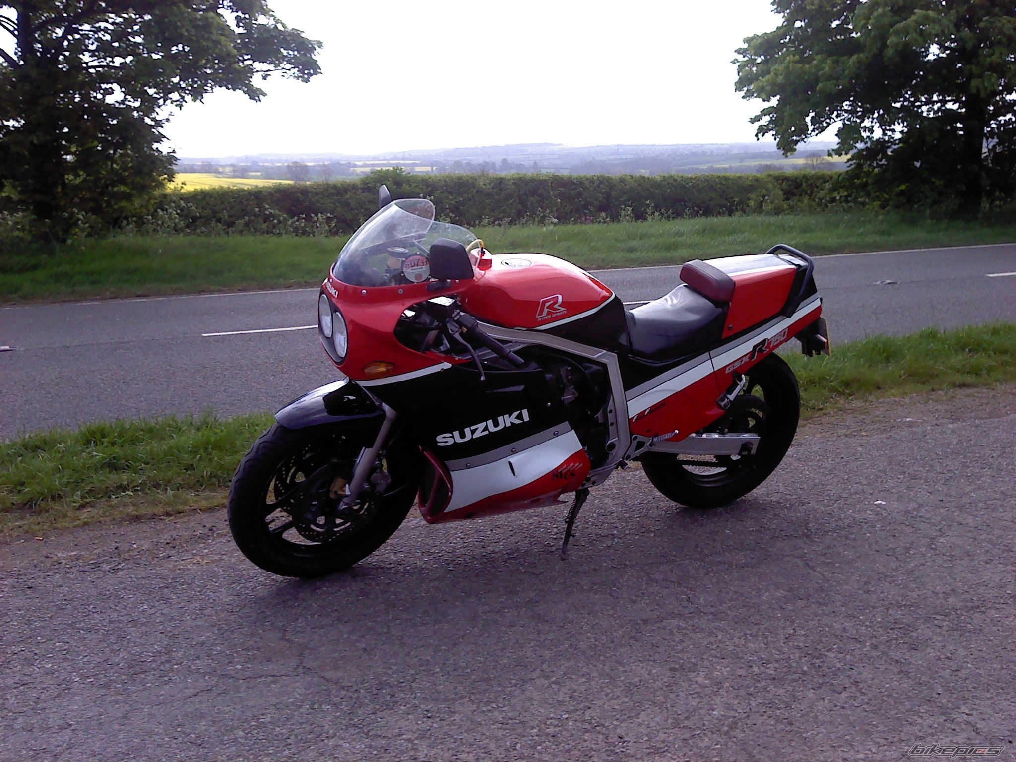 1987 SUZUKI GSX R 750 | Picture 2373598 motorcycle photo