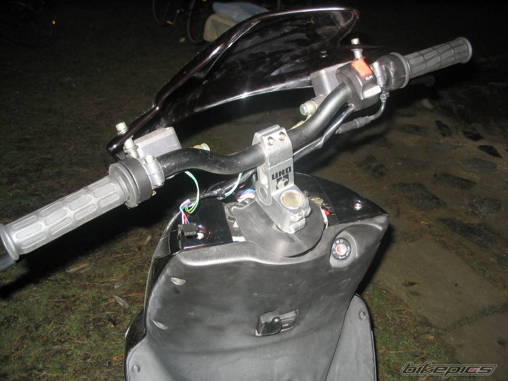 2003 APRILIA SR 50 | Picture 237490 motorcycle photo