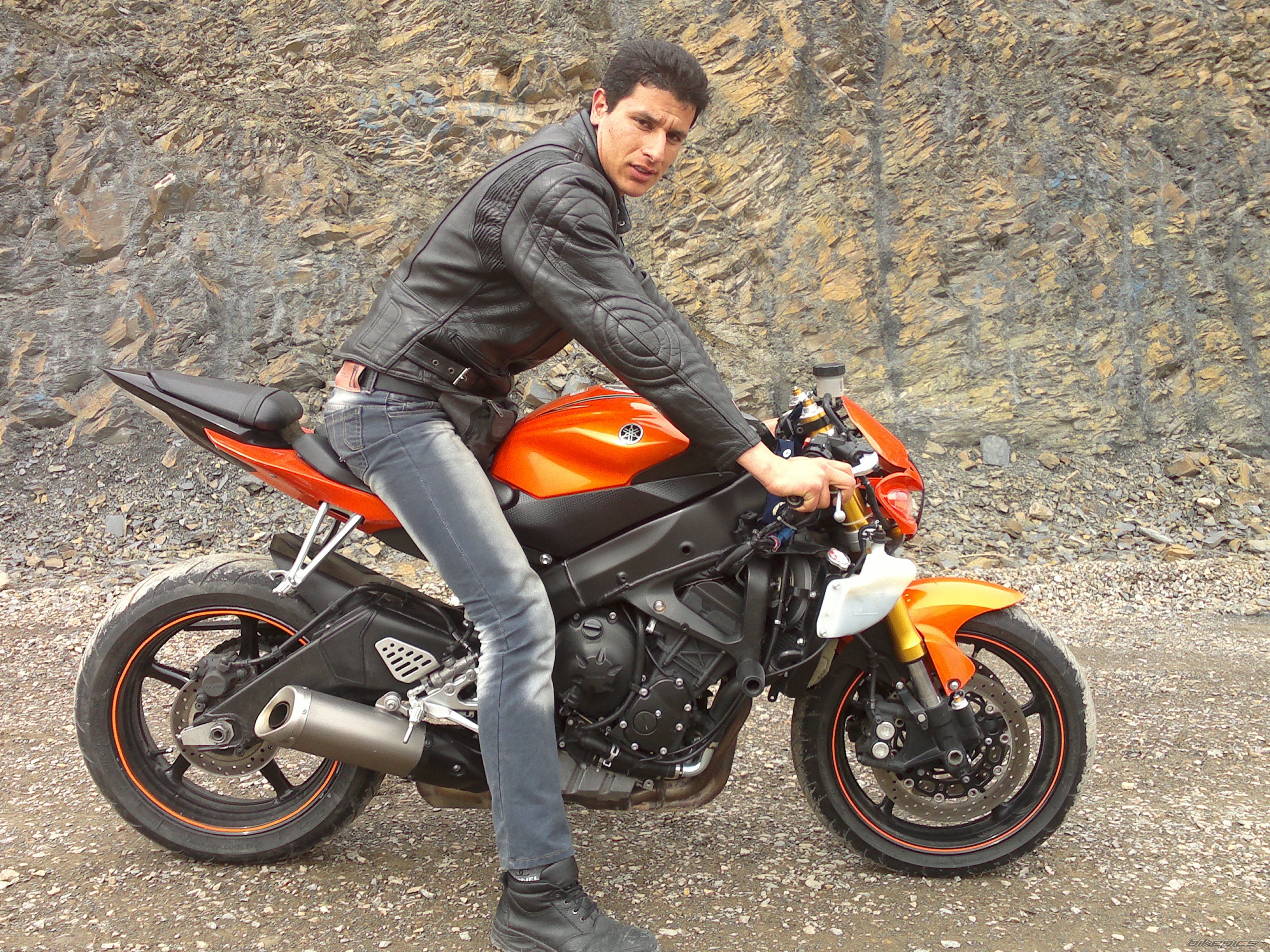 2011 YAMAHA YZF R6 | Picture 2375219 motorcycle photo