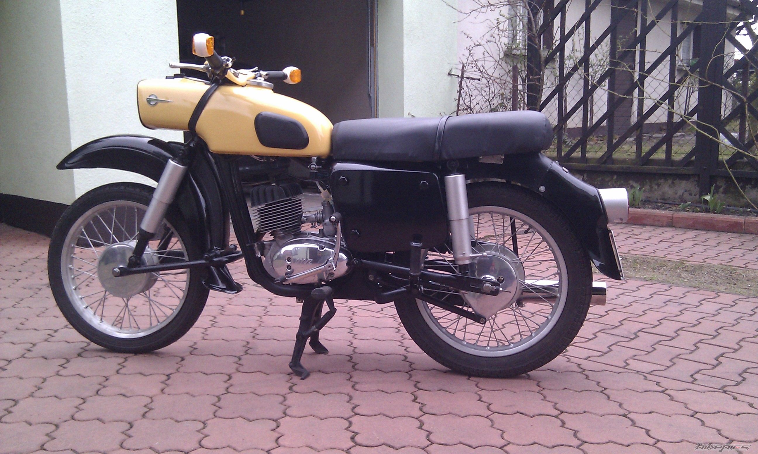 2375758 | Picture 2375758 motorcycle photo