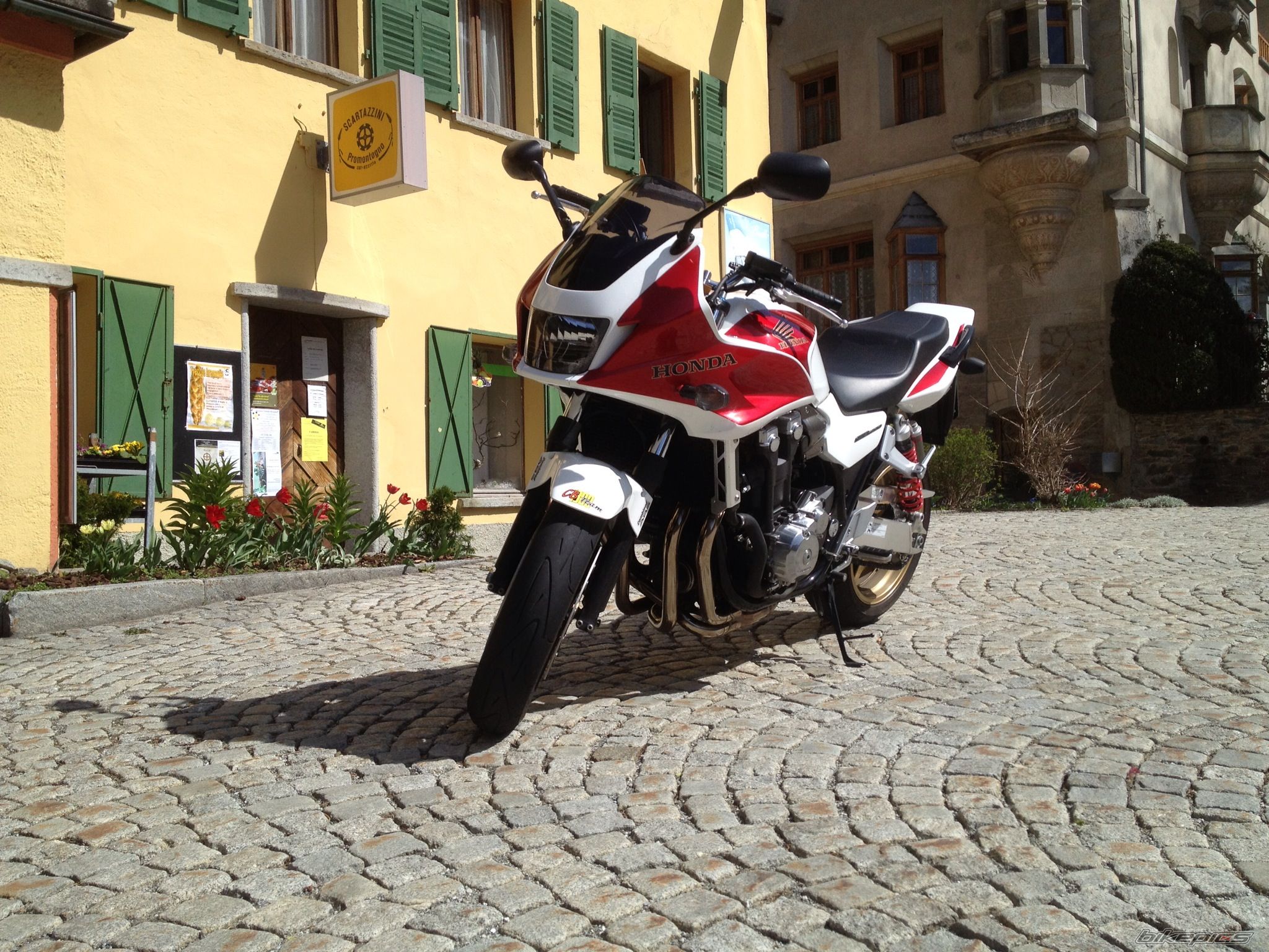 2011 HONDA CB 1300 SA | Picture 2376758 motorcycle photo