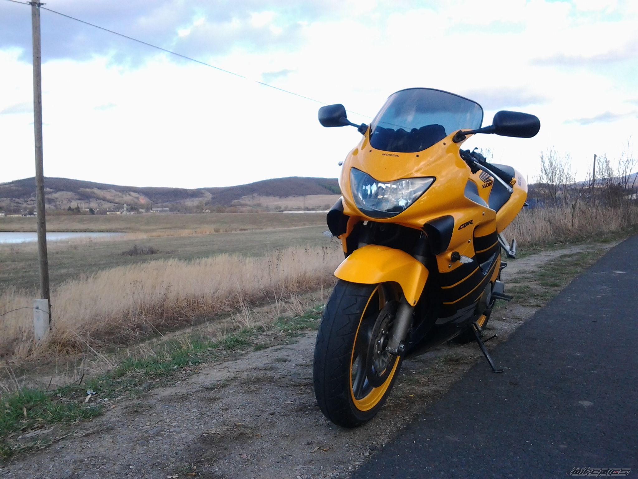 2000 HONDA CBR 600 F4 | Picture 2376764 motorcycle photo