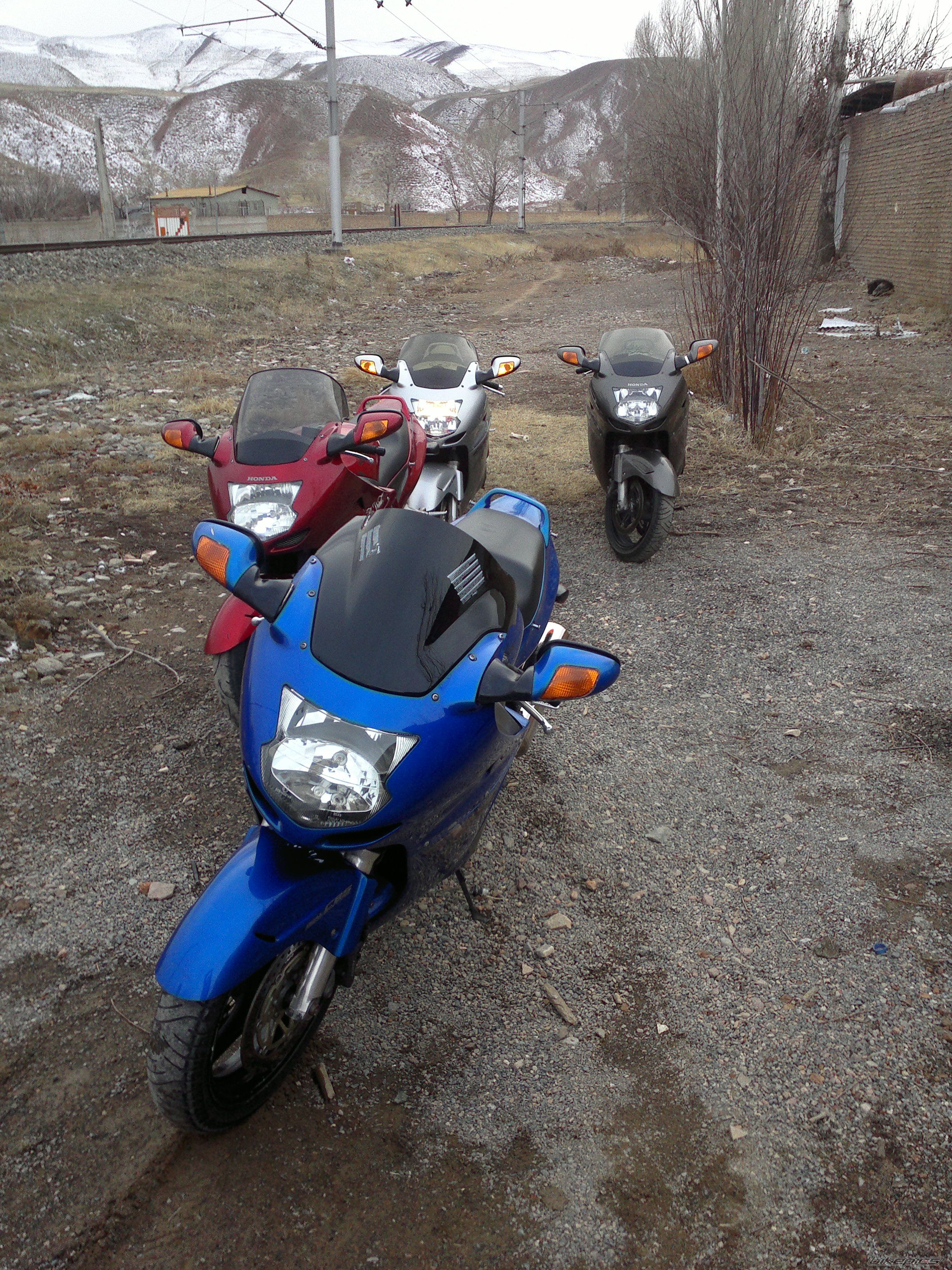 2012 HONDA CBR1100XX SUPER BLACKBIRD | Picture 2377288 motorcycle photo