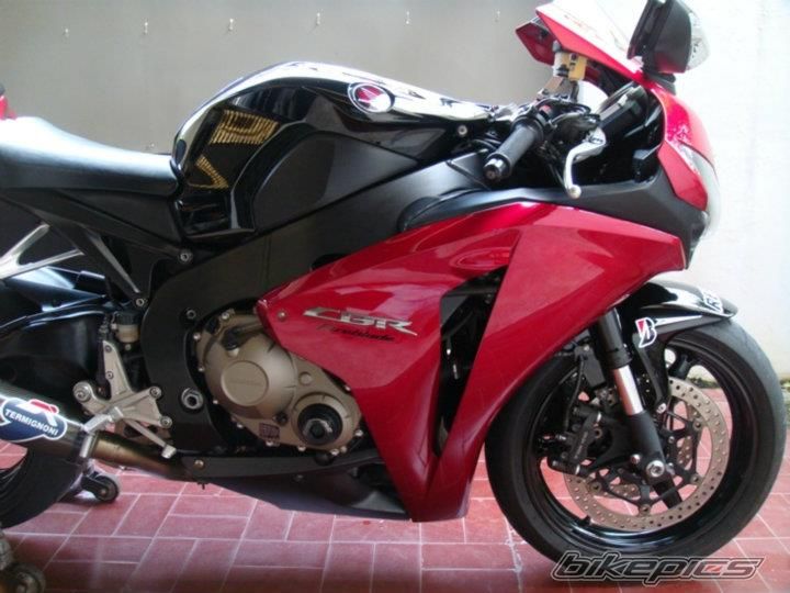 2008 HONDA CBR 1000  RR | Picture 2378086 motorcycle photo