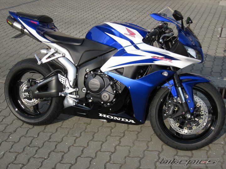2010 HONDA CBR 600 RR | Picture 2379843 motorcycle photo