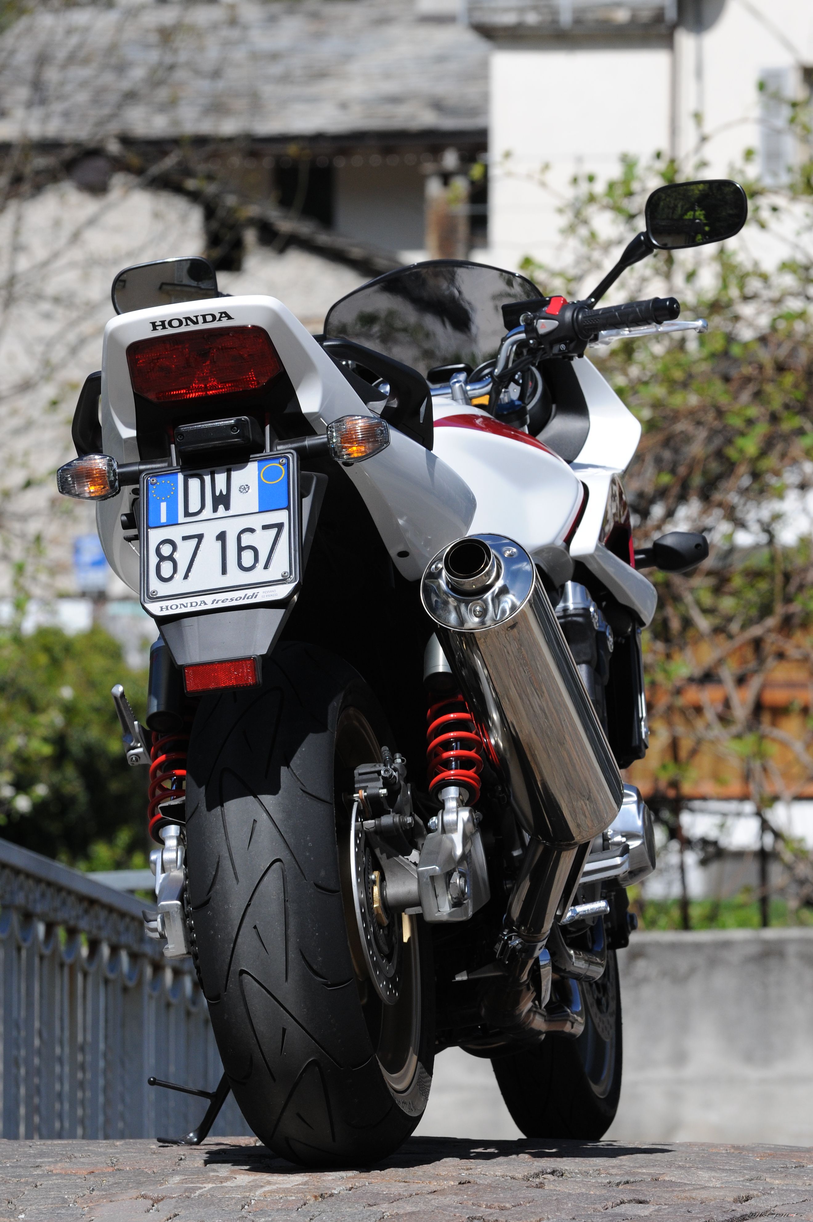 2011 HONDA CB 1300 SA | Picture 2381291 motorcycle photo