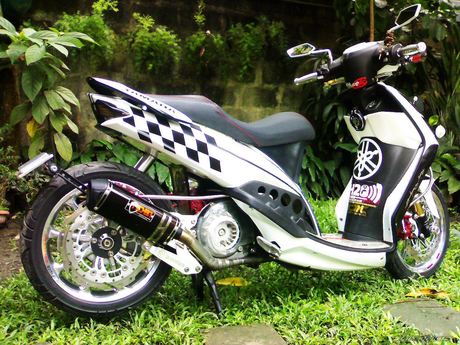 2012 YAMAHA MIO | Picture 2382105 motorcycle photo