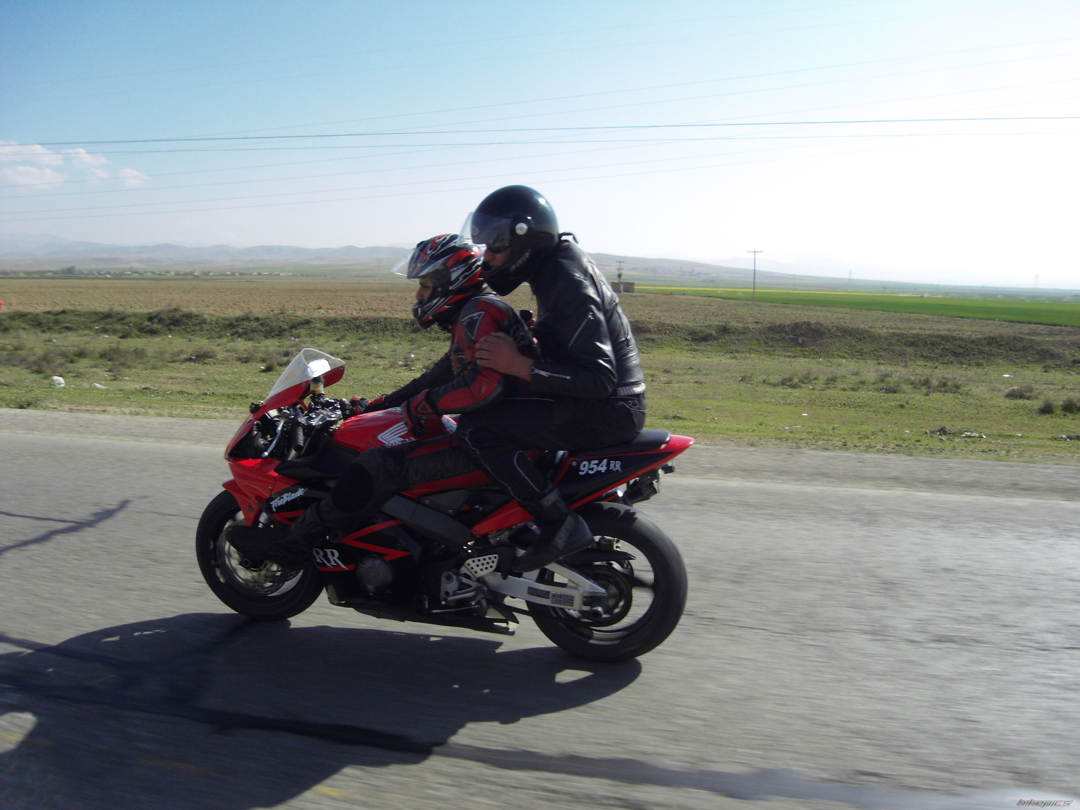 2004 HONDA CBR 954RR FIREBLADE | Picture 2382150 motorcycle photo