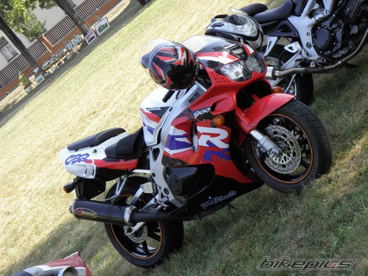 1997 HONDA CBR 900RR FIREBLADE | Picture 2382335 motorcycle photo