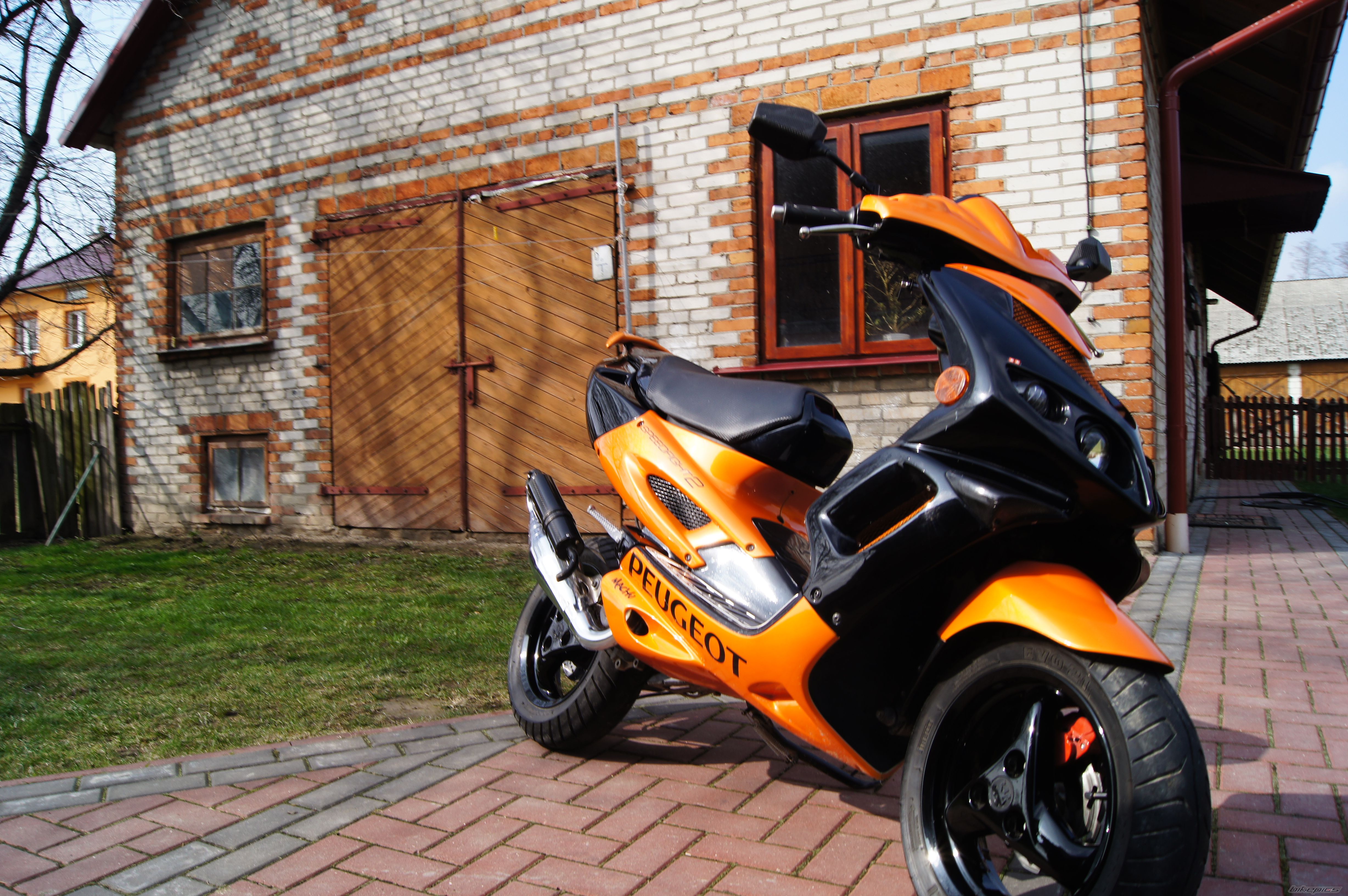 2008 PEUGEOT SPEEDFIGHT2 50 | Picture 2382705 motorcycle photo